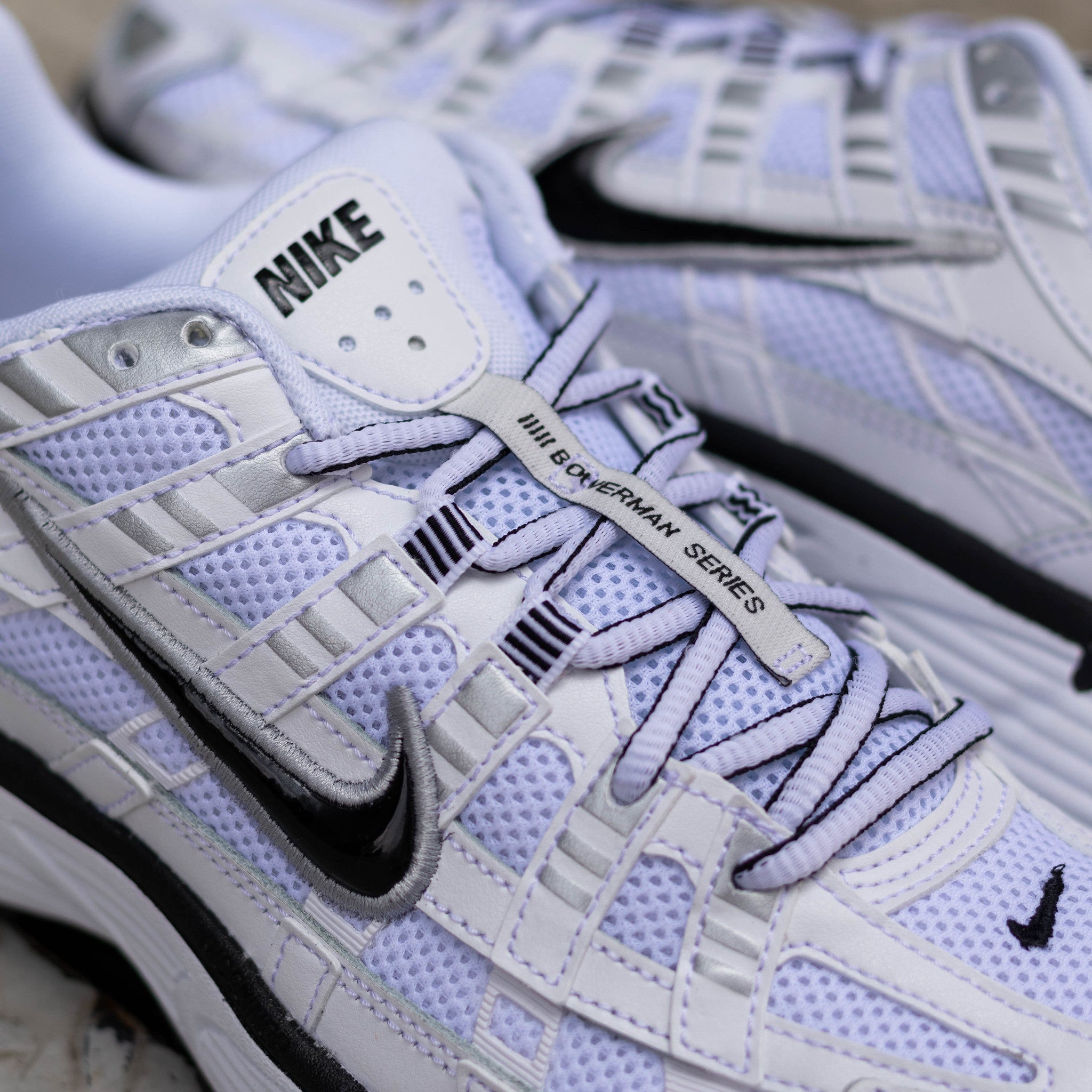 NIKE P-6000 WHITE METALLIC SILVER