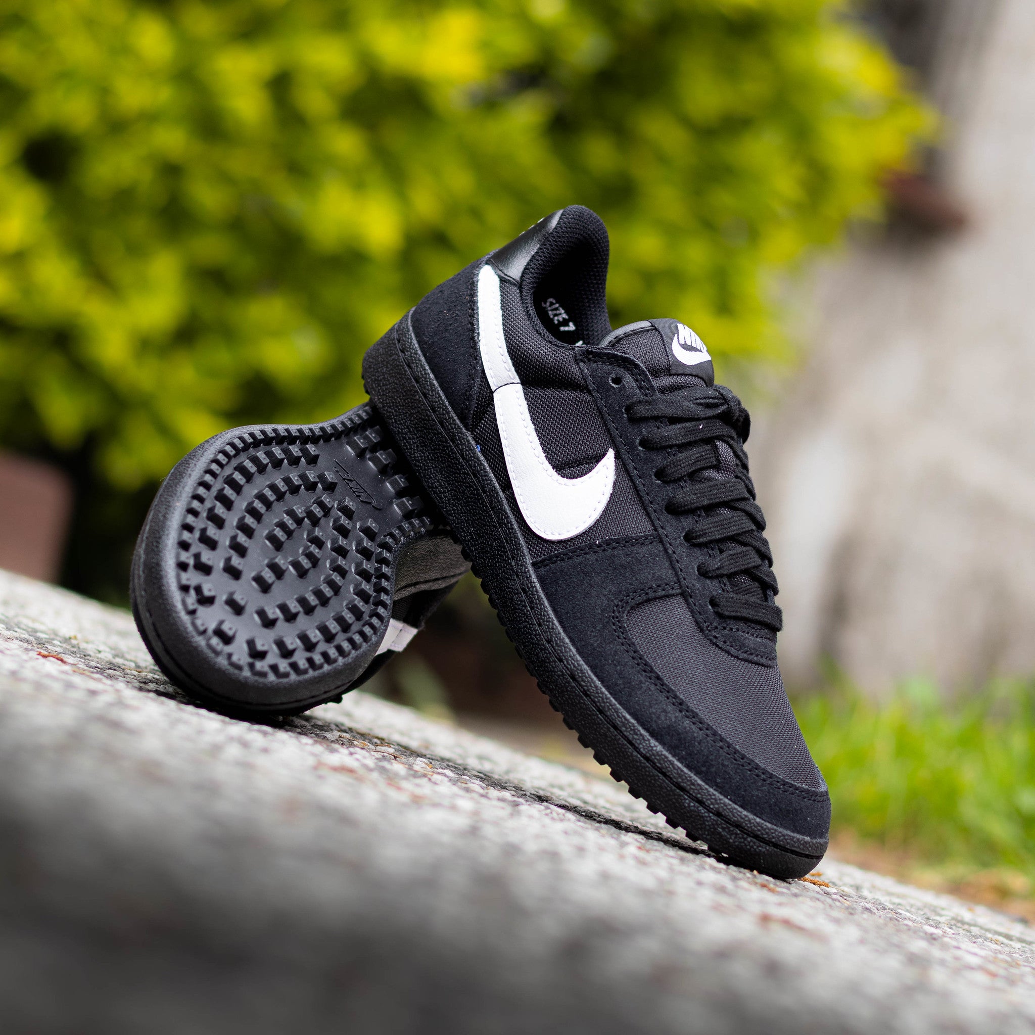 NIKE FIELD GENERAL REF