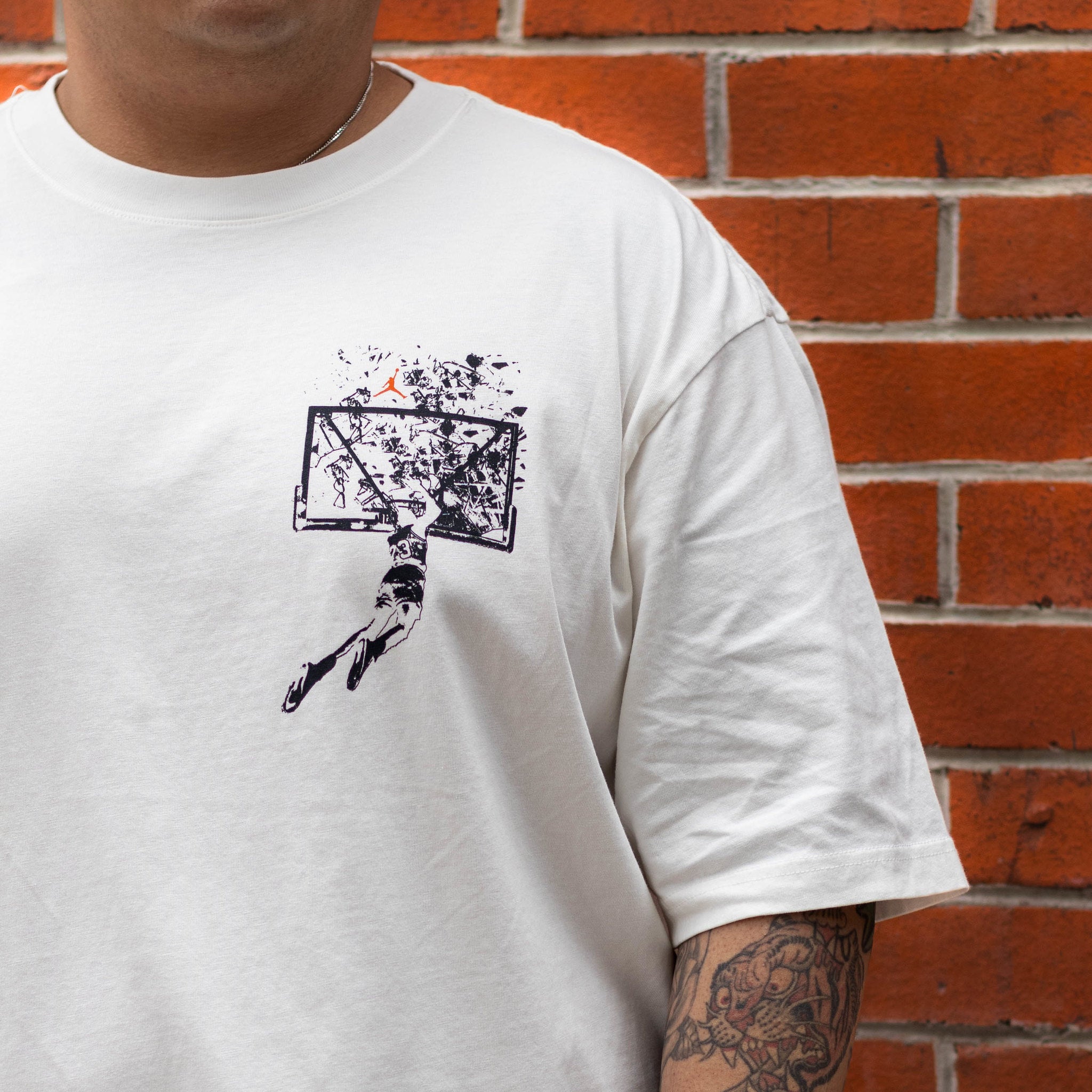 JORDAN TEE SHATTER BACKBOARD SAIL