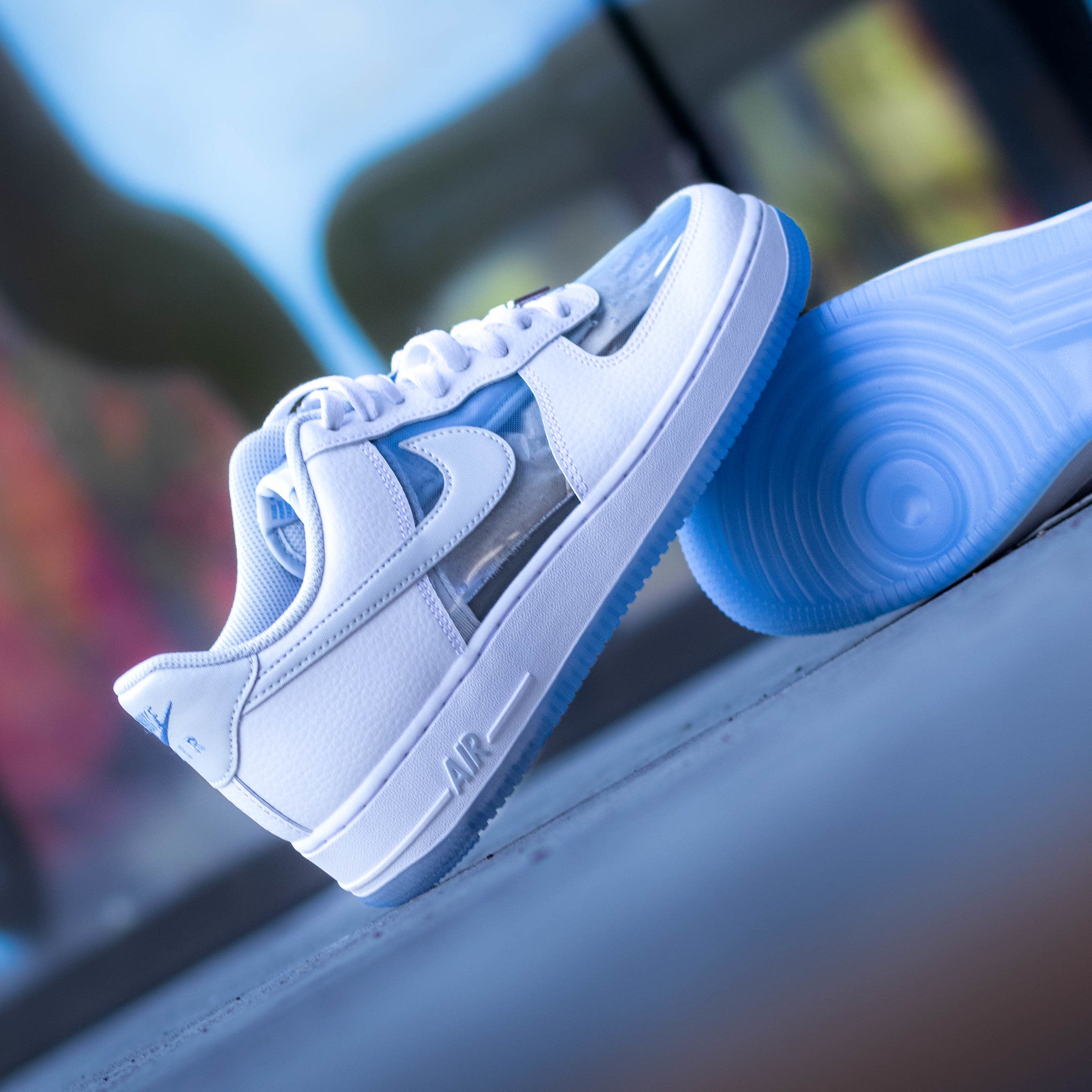 NIKE AIR FORCE ONE WHITE AND UNIVERSITY BLUE