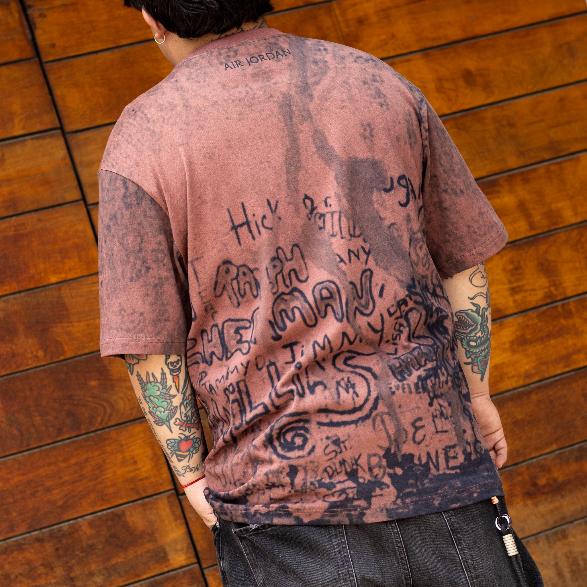 JORDAN TEE PLAYGROUND DUNK RUST