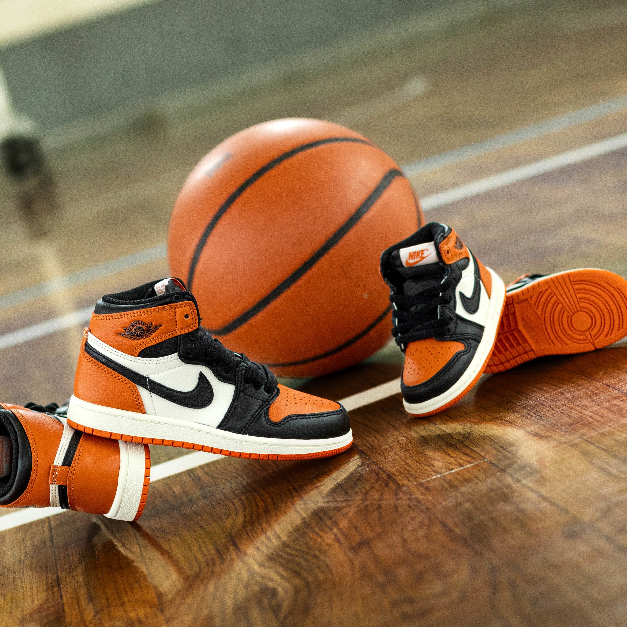 AIR JORDAN 1 HIGH SHATTERED BACKBOARD