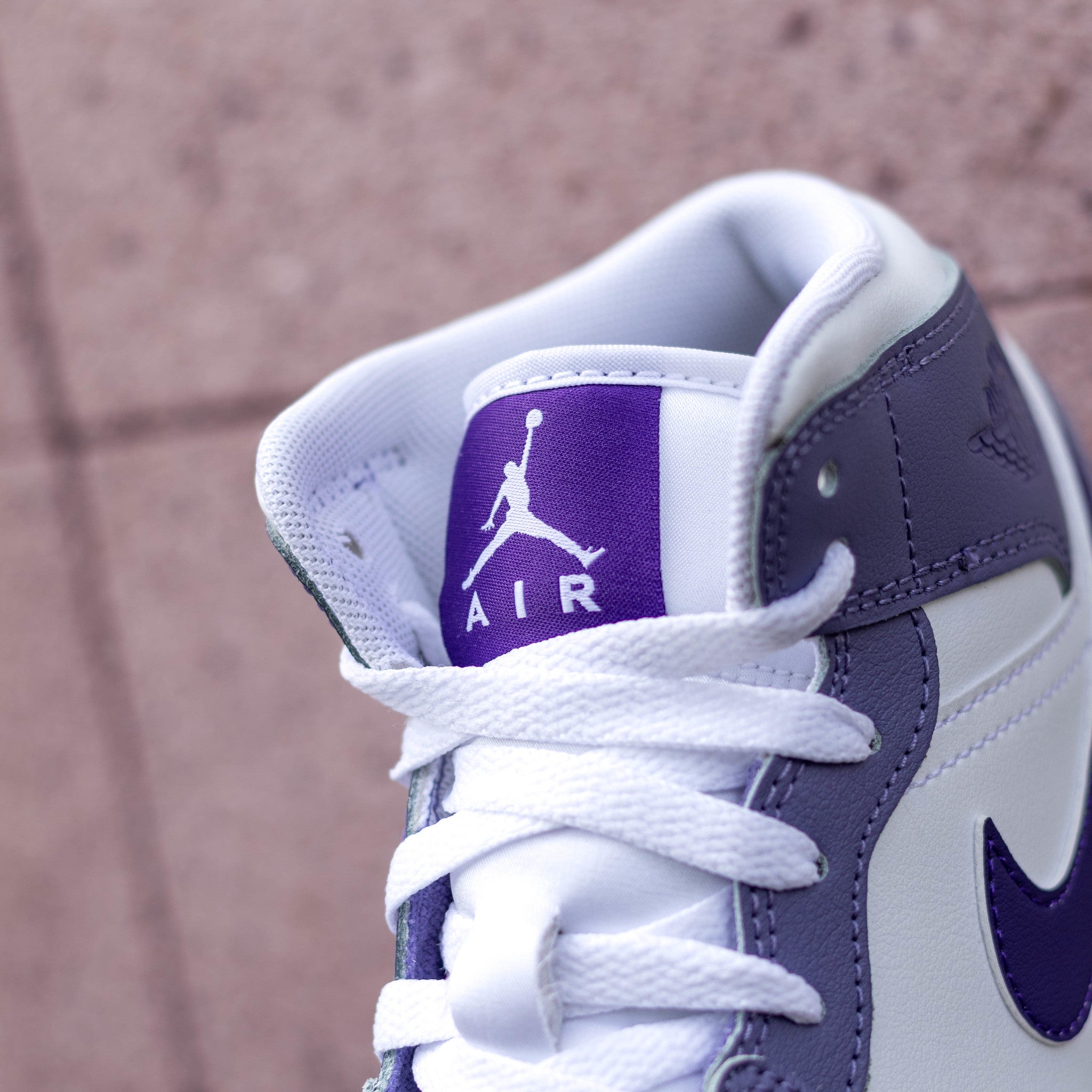 AIR JORDAN 1 MID DUSTY AMETHYST COURT PURPLE GS