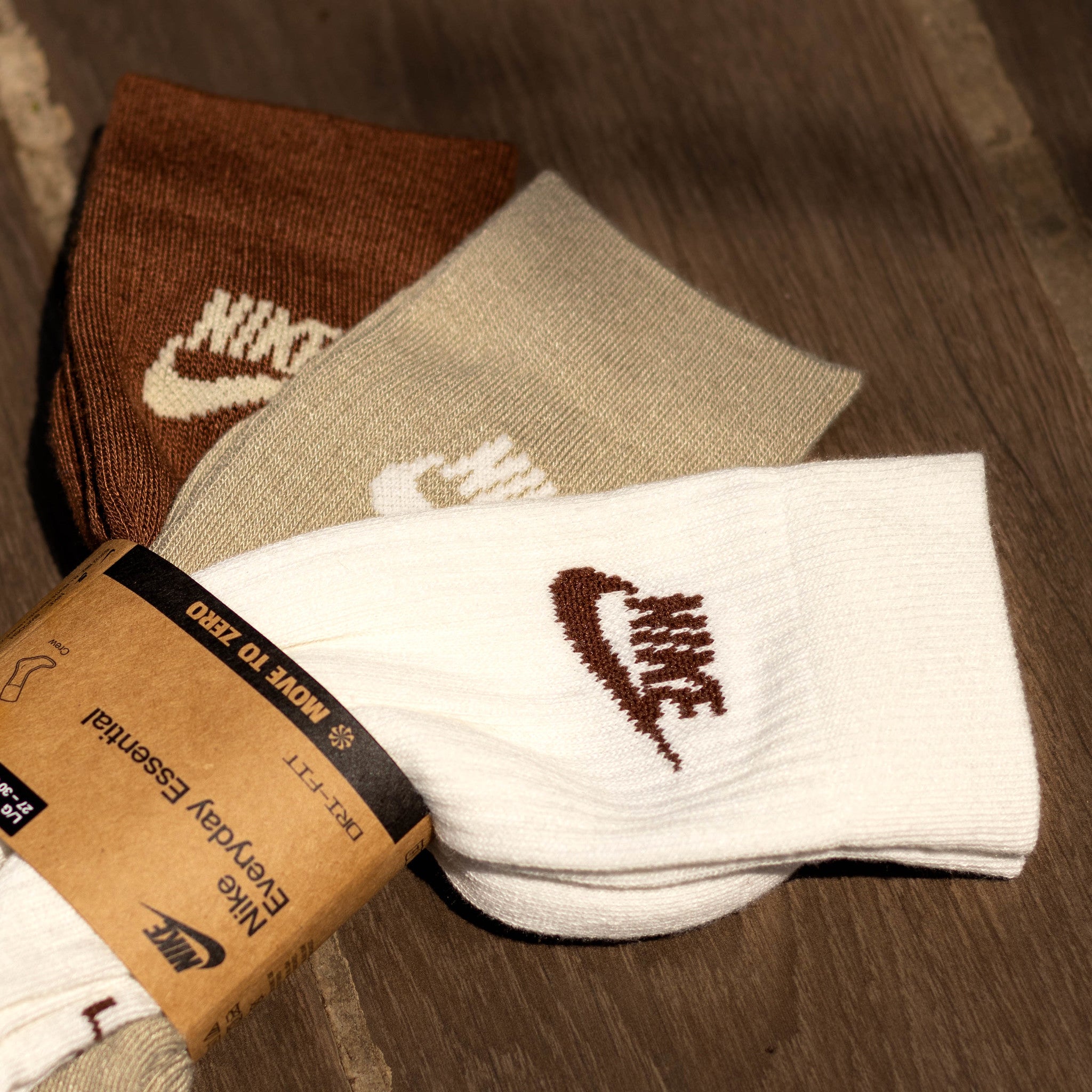 NIKE SPORT CREW SOCKS SAIL BROWN WHITE
