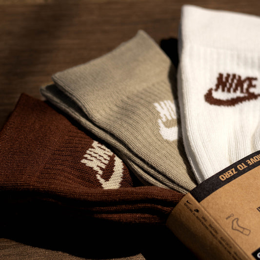 NIKE SPORT CREW SOCKS SAIL BROWN WHITE