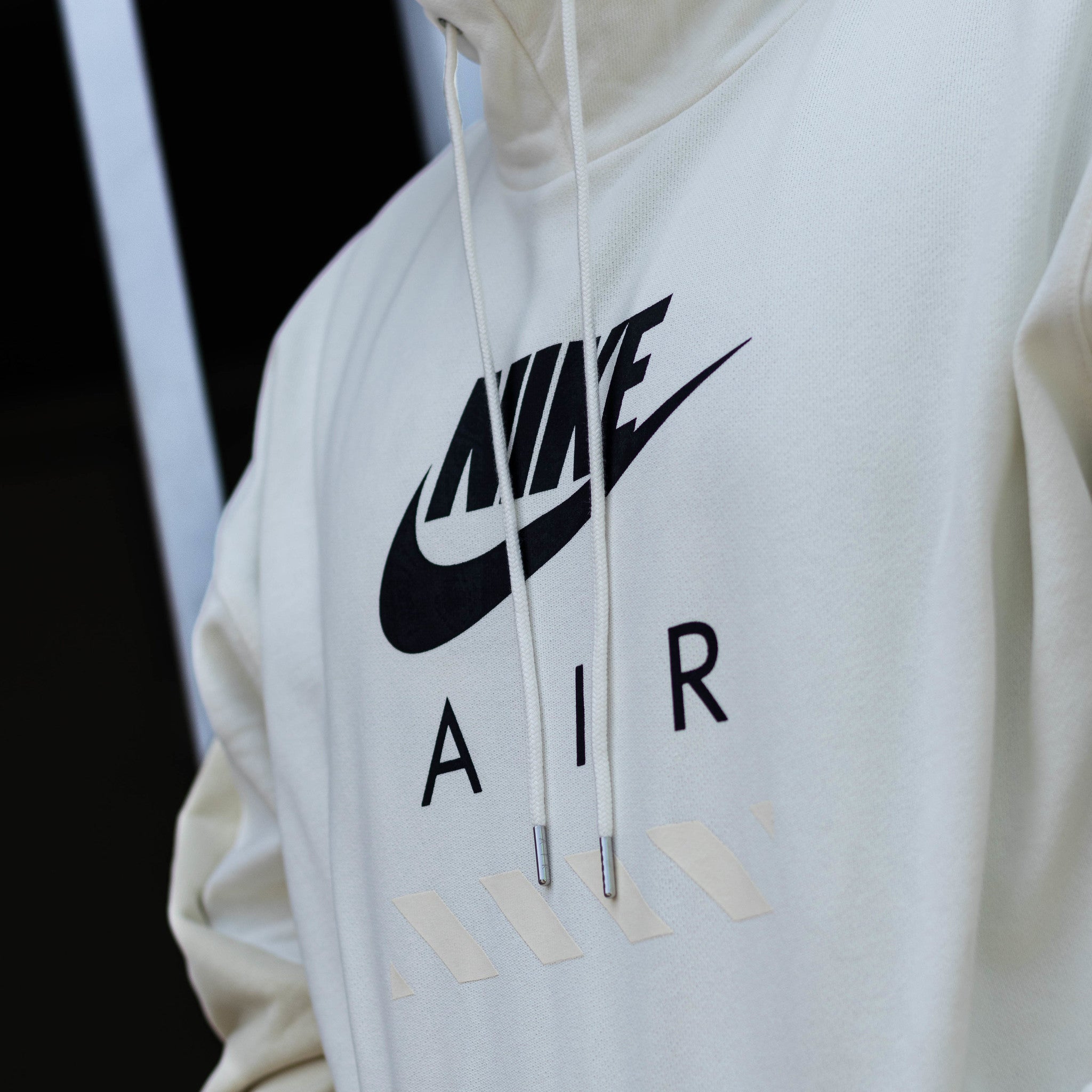 NIKE AIR FLC HOODIE SAIL KHAKI