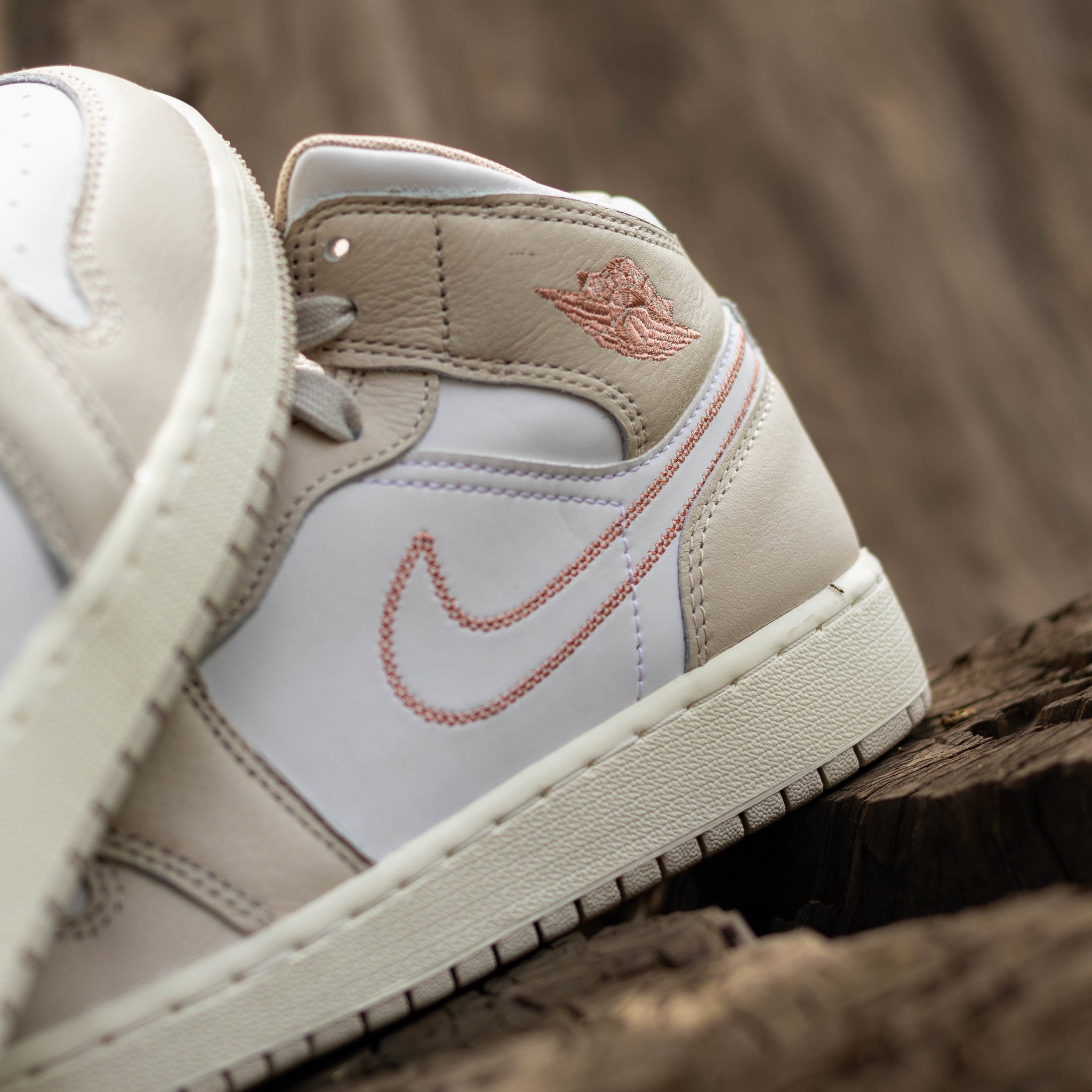 AIR JORDAN 1 MID SANDRIFT GS