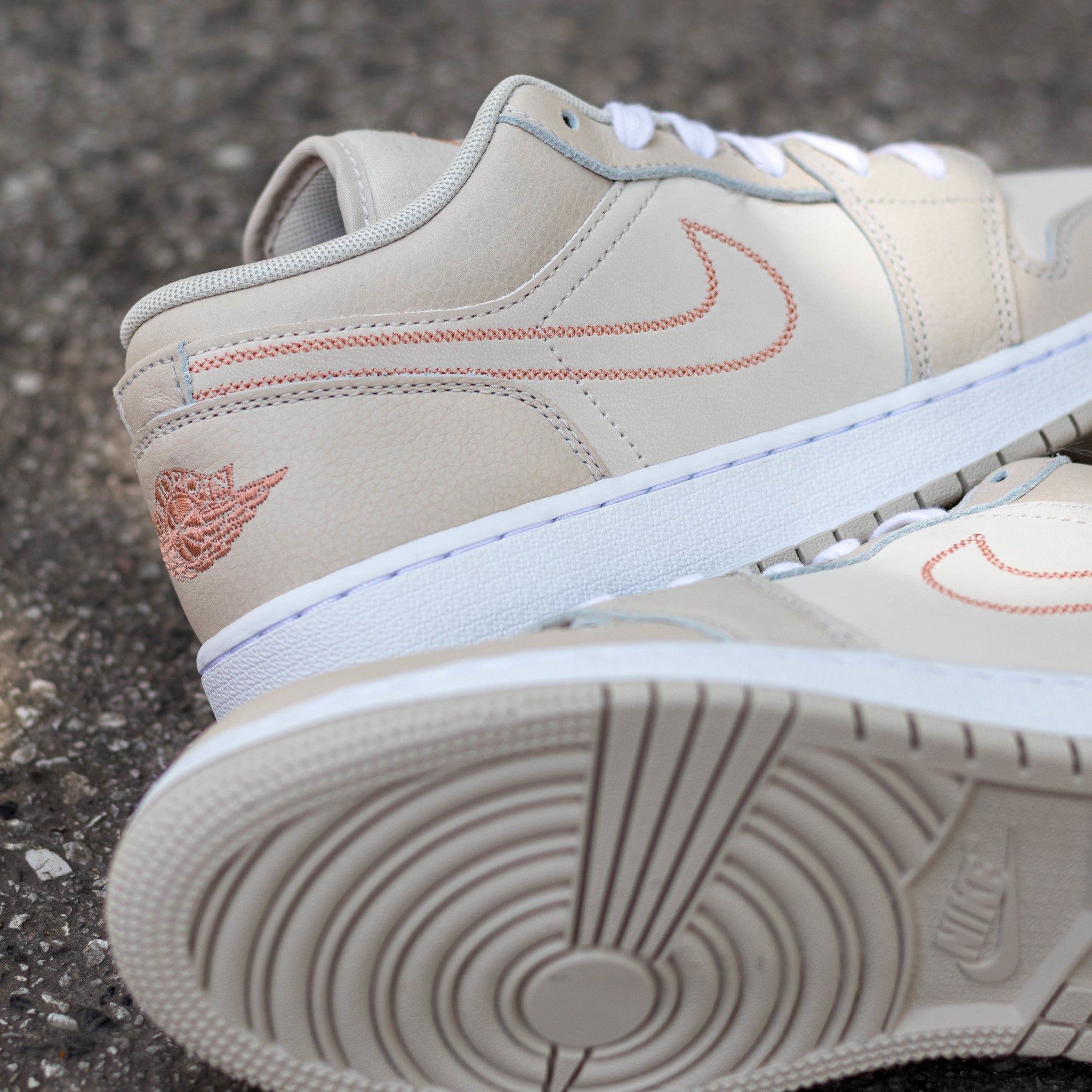 AIR JORDAN 1 LOW LIGHT OREWOOD BROWN GS