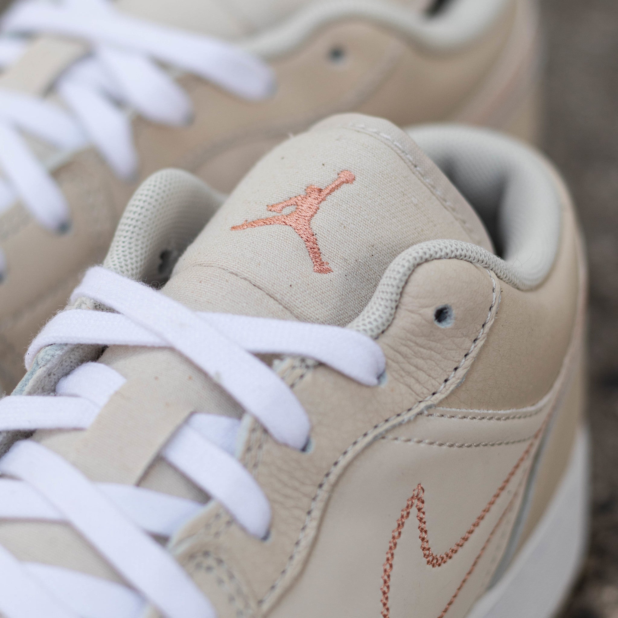 AIR JORDAN 1 LOW LIGHT OREWOOD BROWN GS