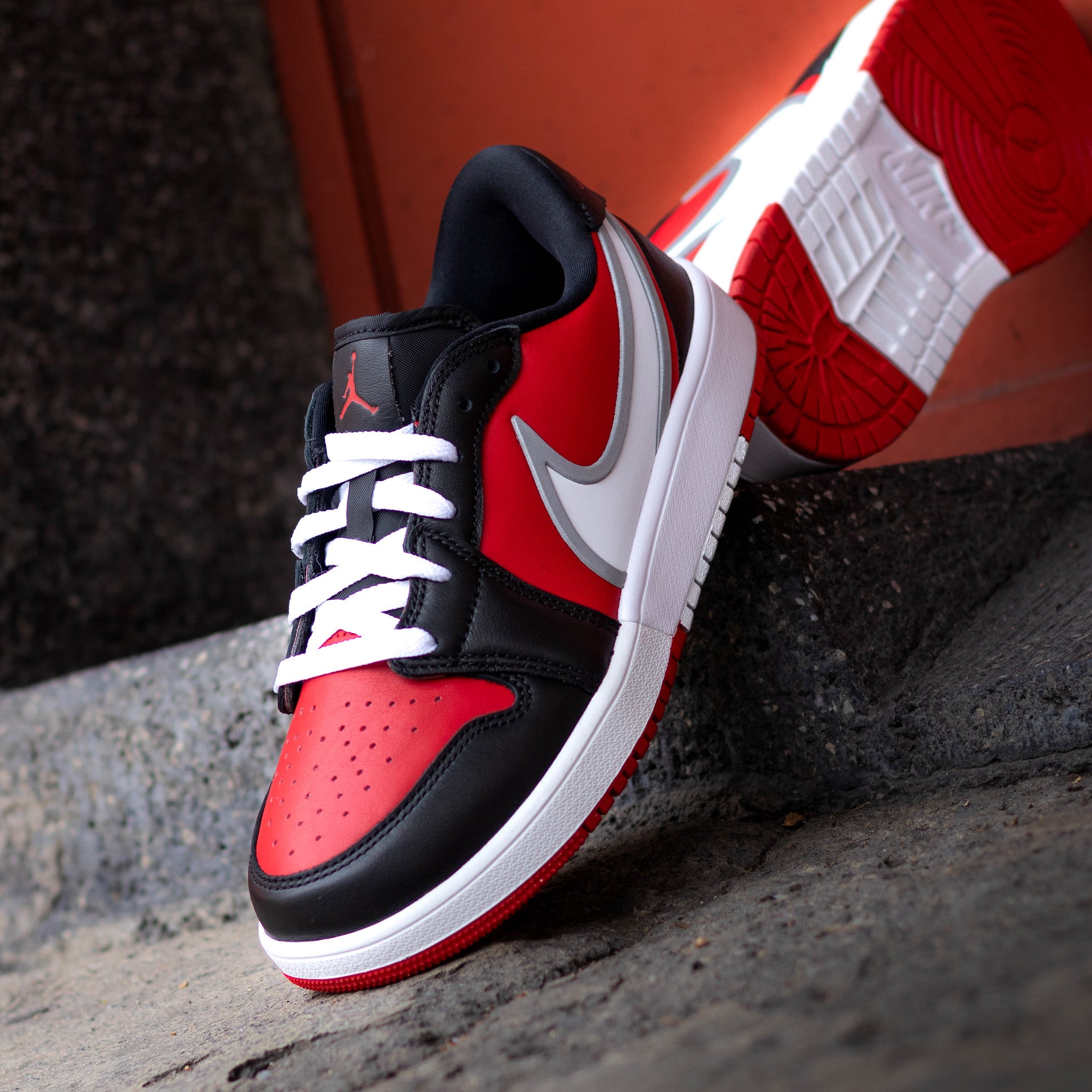 AIR JORDAN 1 LOW RM FIRE RED GS