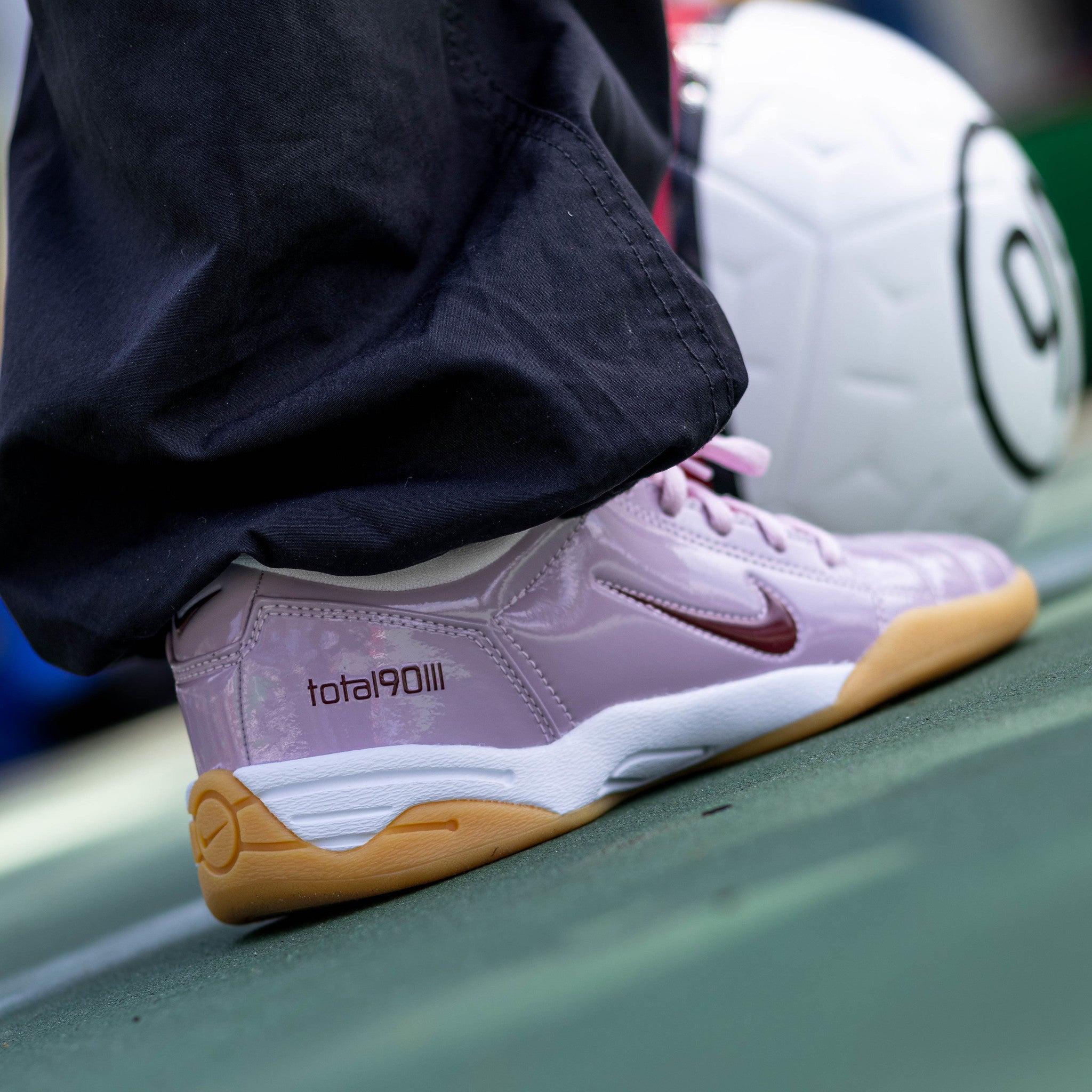 NIKE TOTAL 90 PINK FOAM RED W