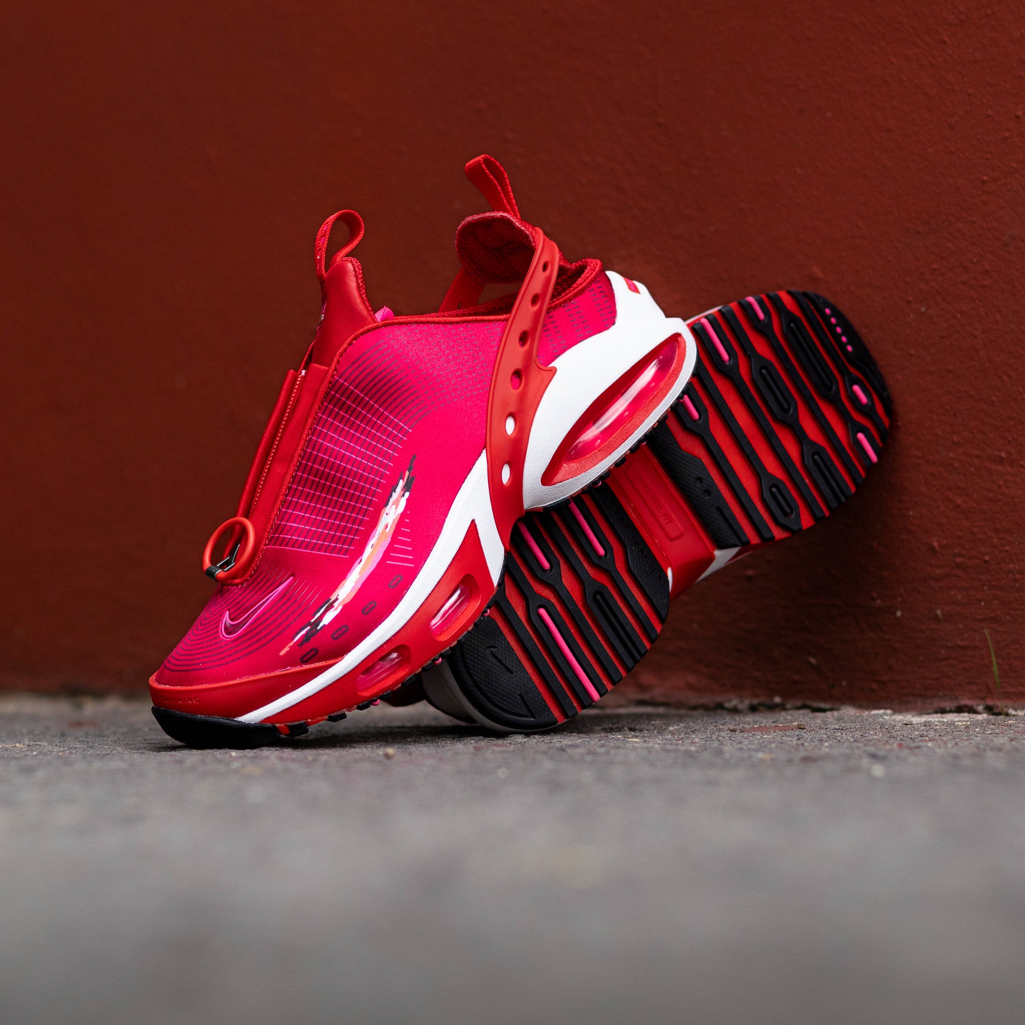 NIKE AIR MAX CRAZE UNIVERSITY RED W