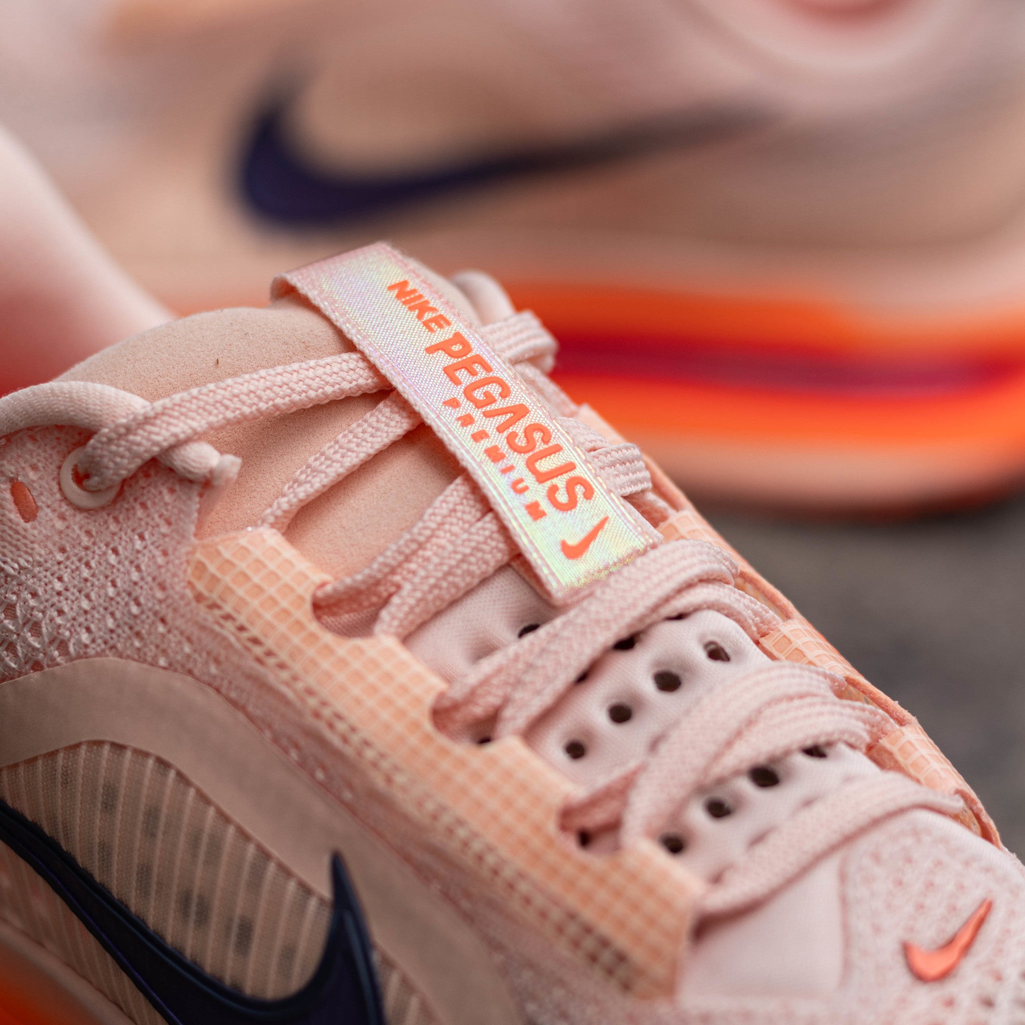 NIKE PEGASUS PREMIUM WASHED CORAL