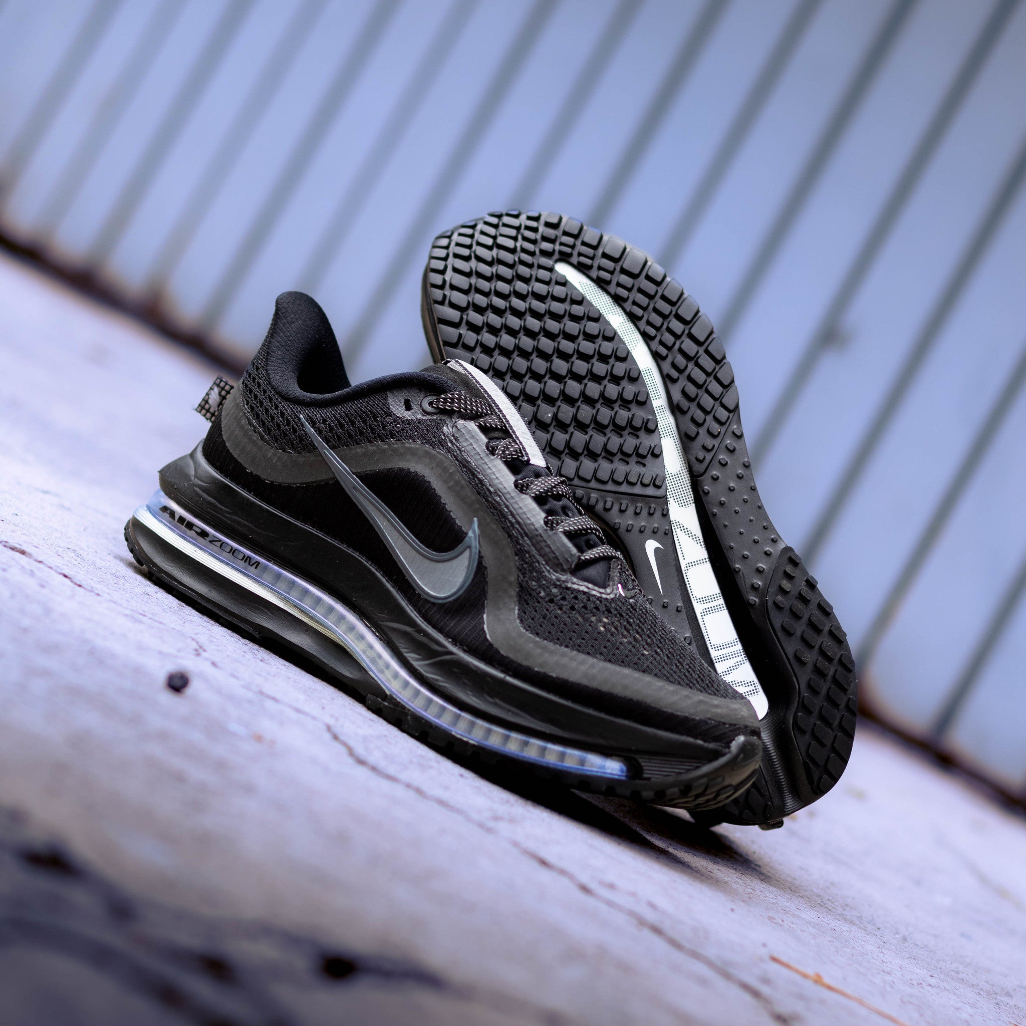 NIKE PEGASUS PREMIUM BLACK METALLIC SILVER