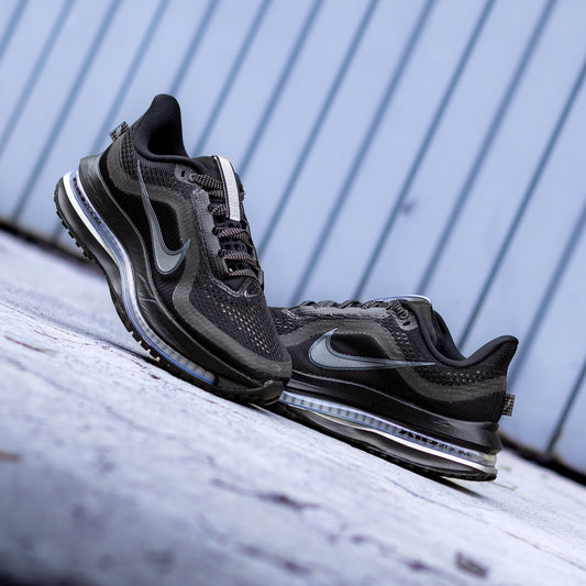 NIKE PEGASUS PREMIUM BLACK METALLIC SILVER