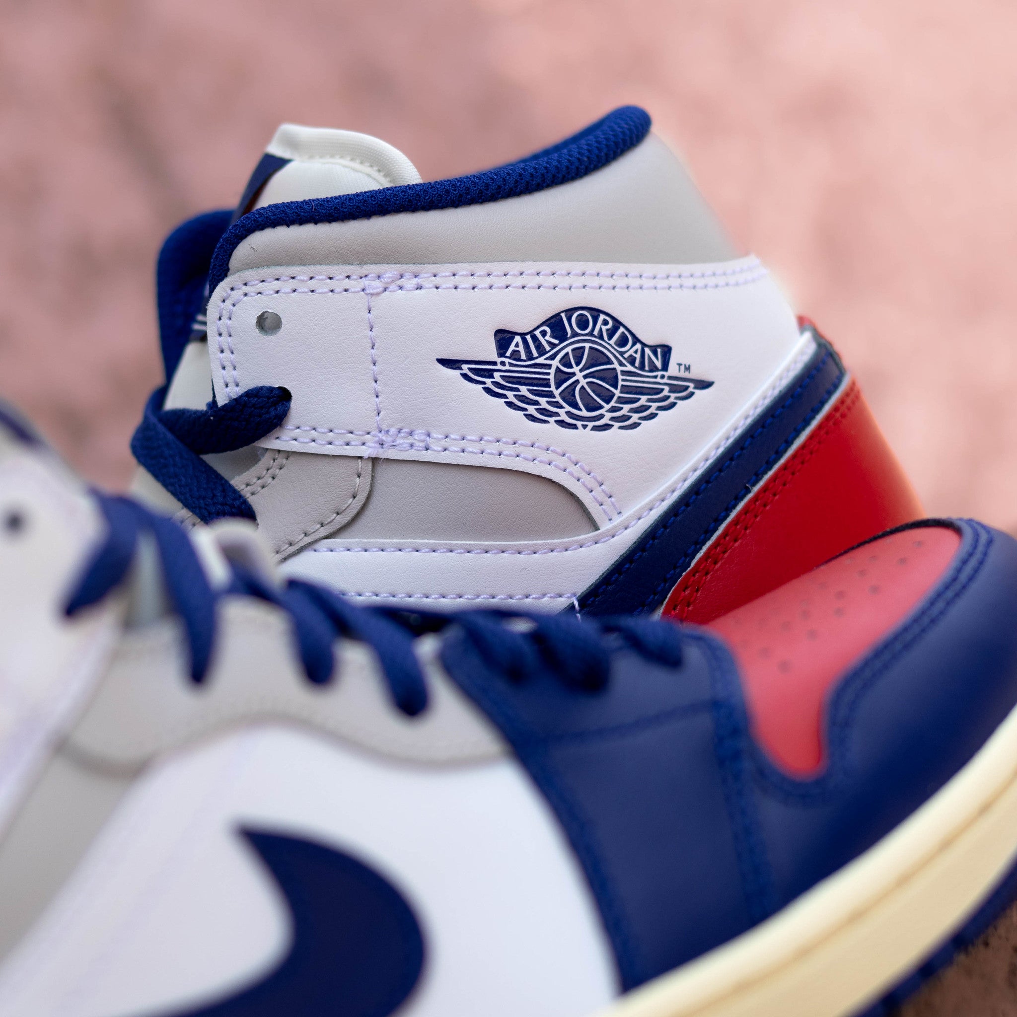 AIR JORDAN 1 MID RARE AIR DEEP ROYAL RED