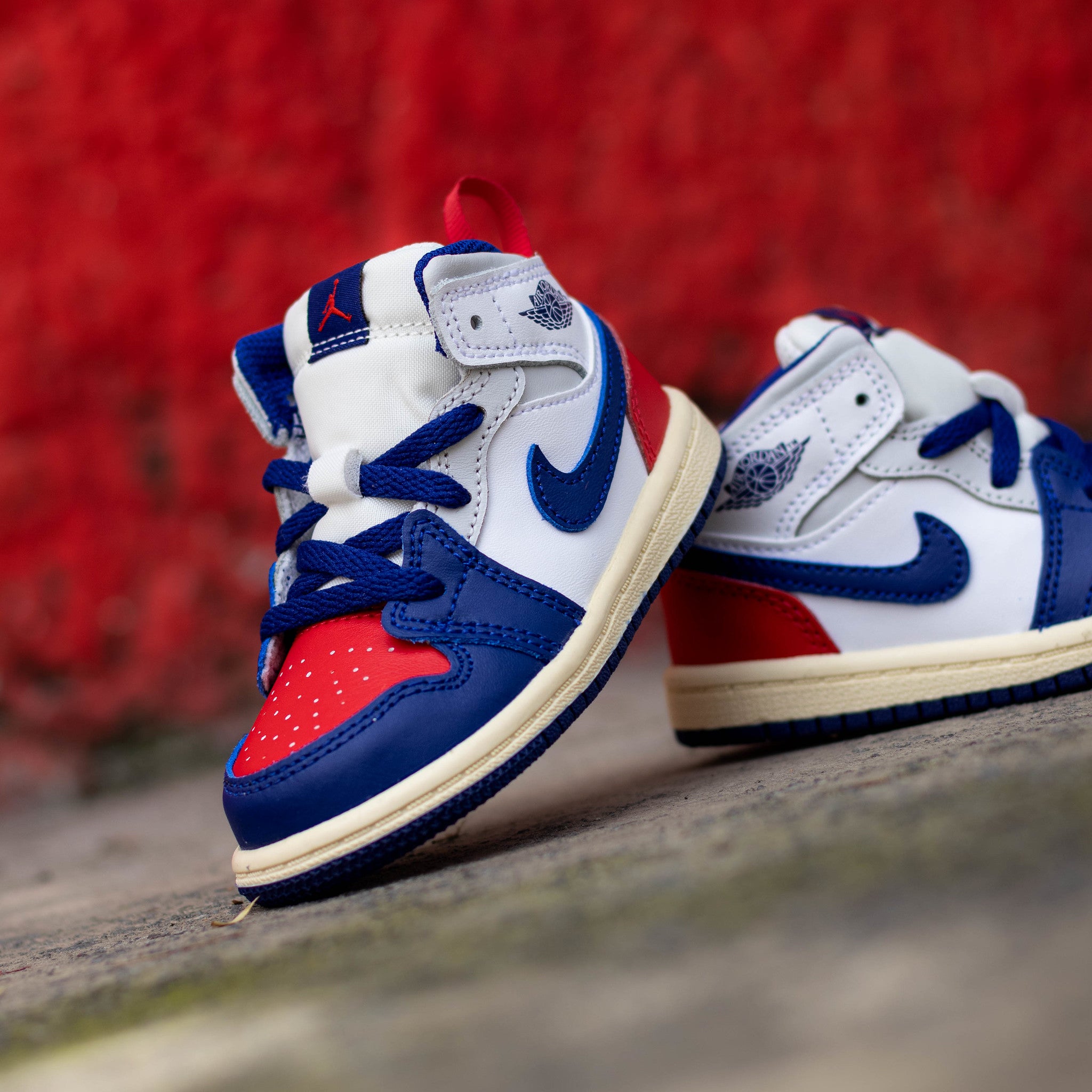 AIR JORDAN 1 MID RARE AIR DEEP ROYAL RED TD
