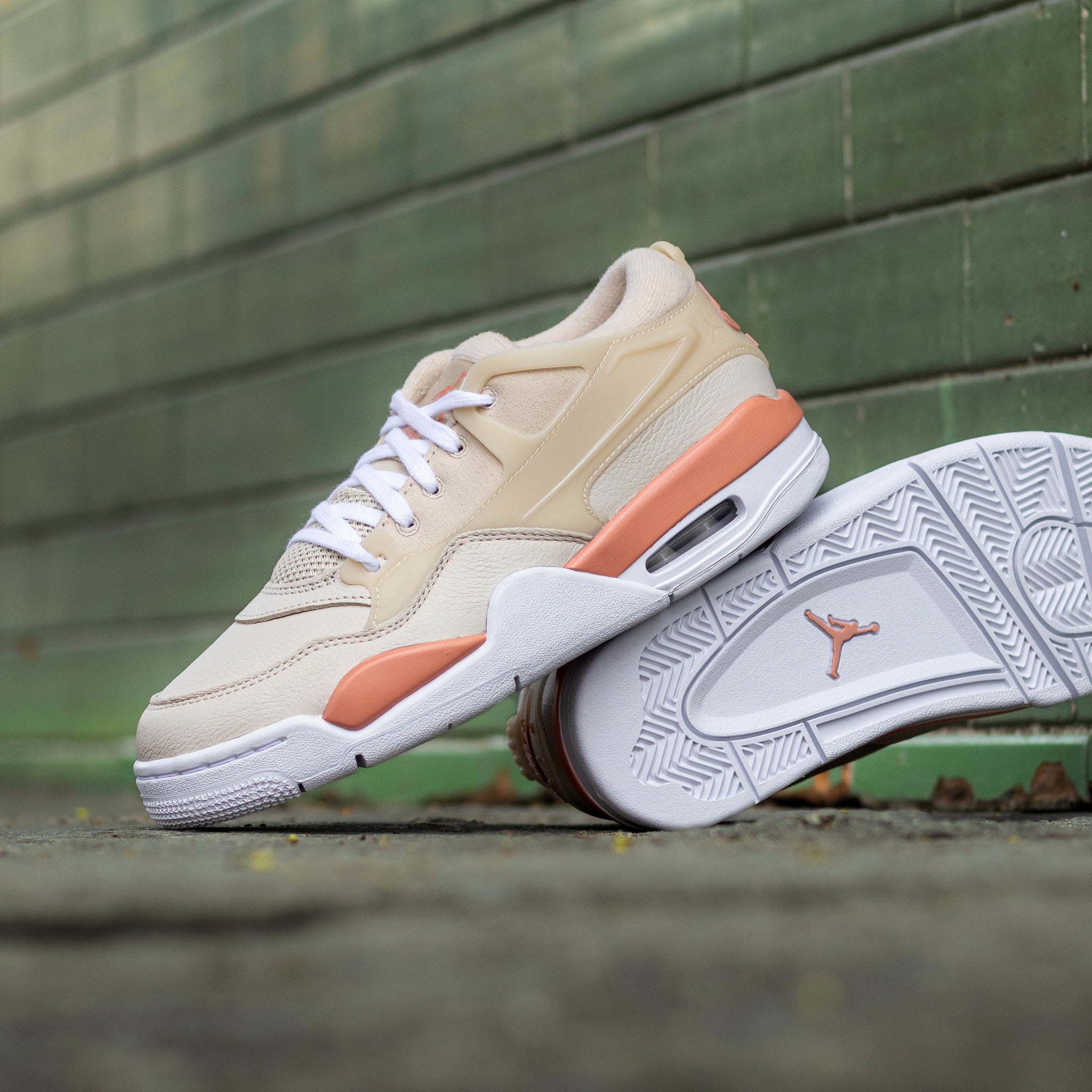 AIR JORDAN 4 RM SAND DRIFT MADDER ROOT