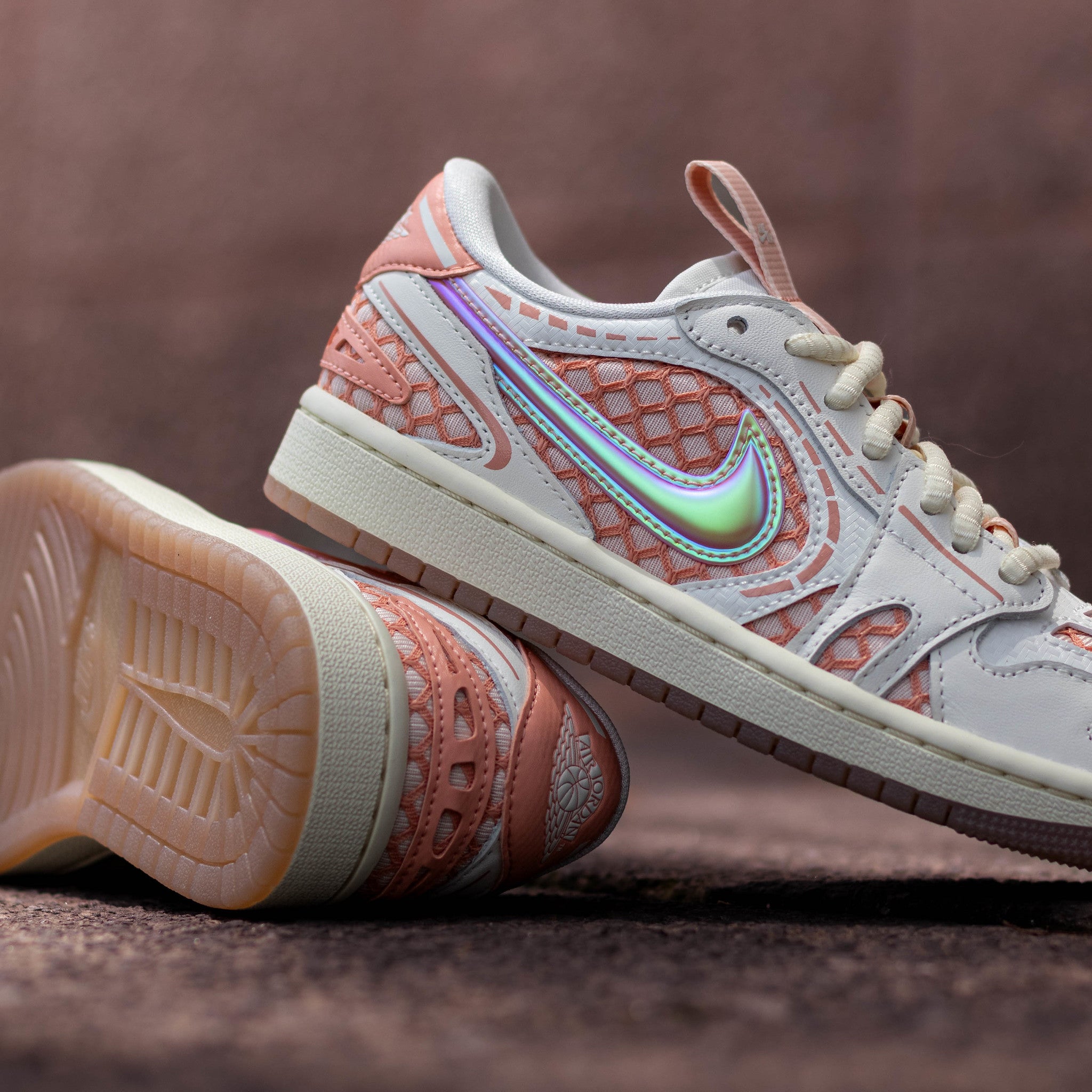 AIR JORDAN 1 LOW MM V3 WASHED CORAL W