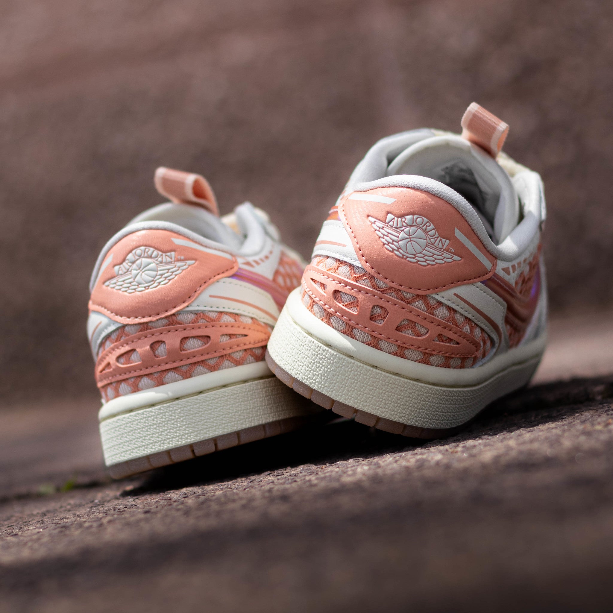 AIR JORDAN 1 LOW MM V3 WASHED CORAL W