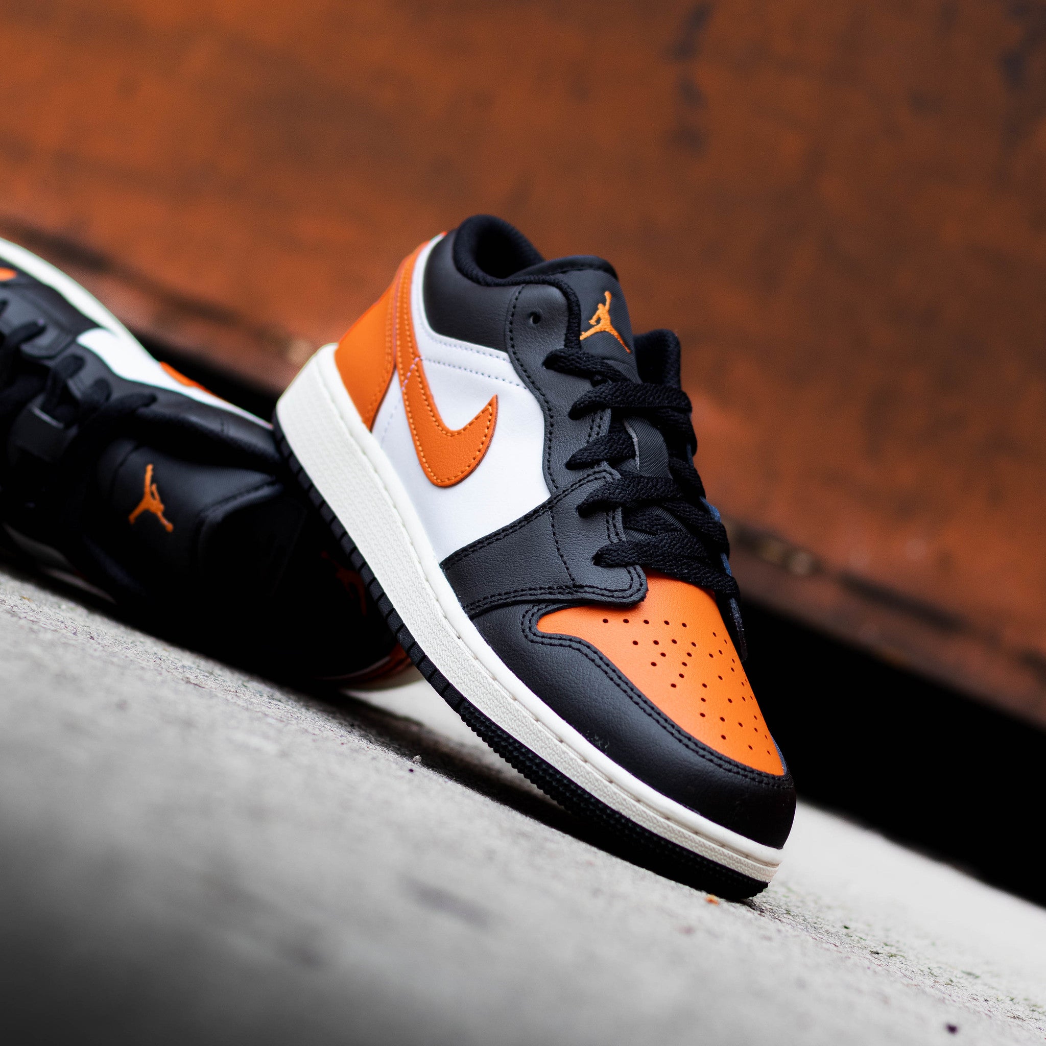 AIR JORDAN 1 LOW SHATTERED BACKBOARD ALTERNATE GS