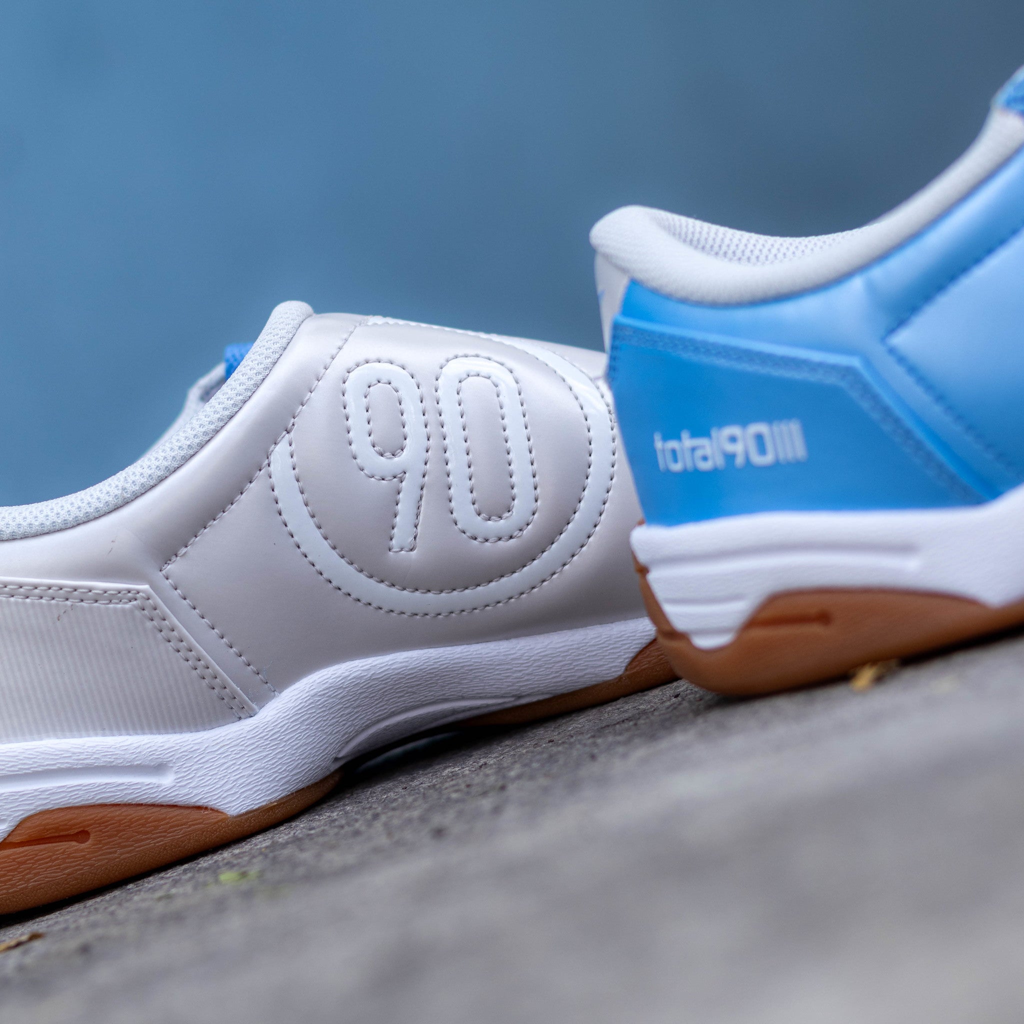 NIKE T90 3 WHITE UNIVERSITY BLUE