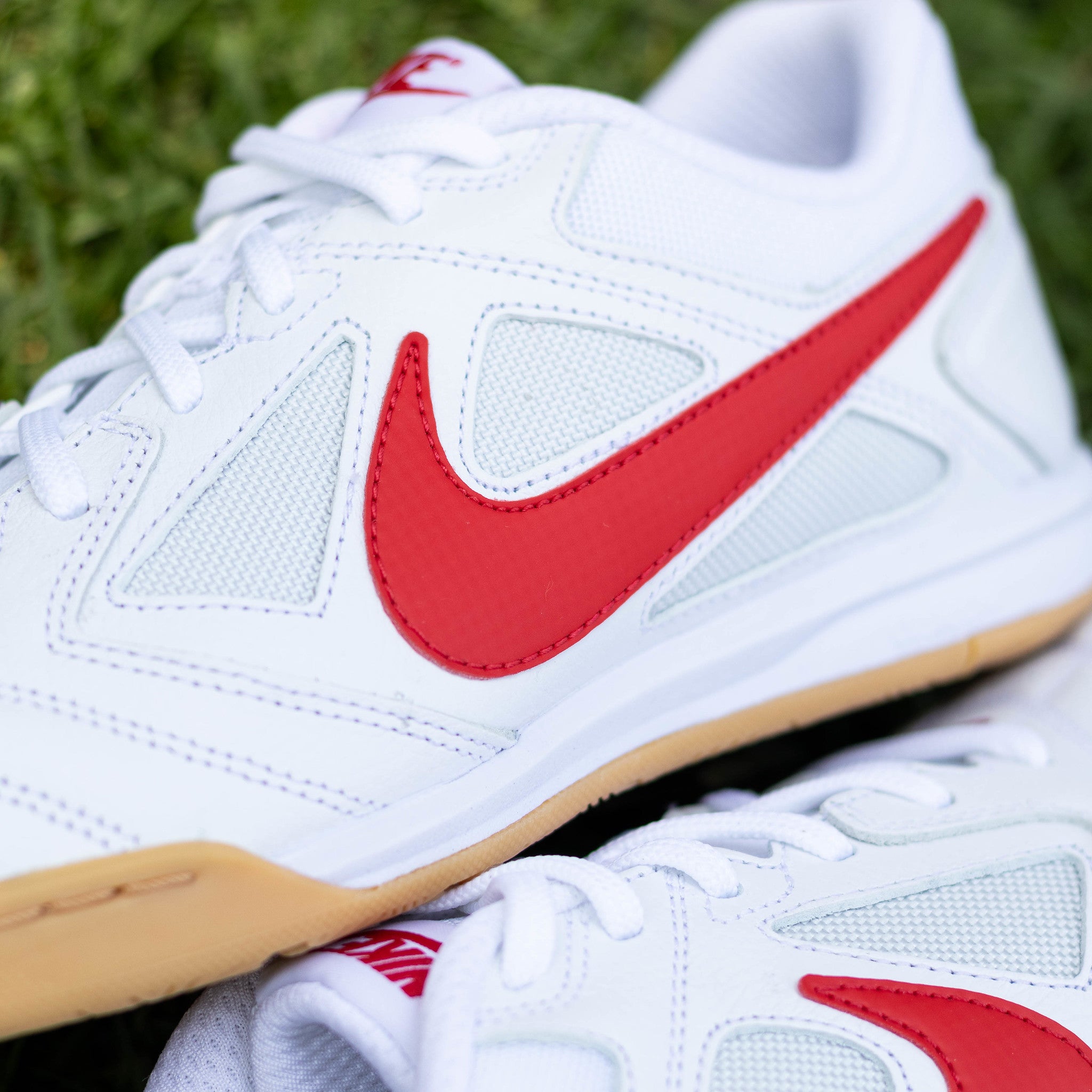 NIKE GATO WHITE UNIVERSITY RED