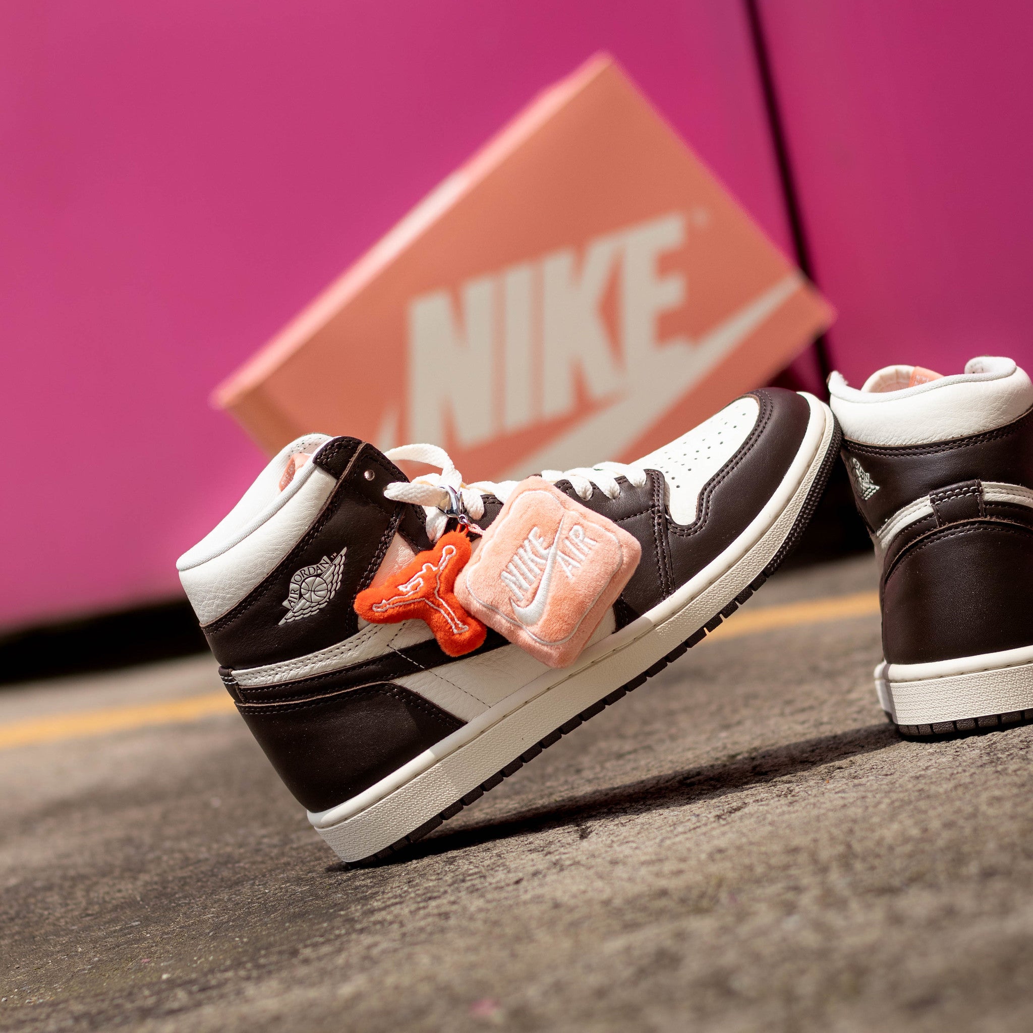 AIR JORDAN 1 BAROQUE BROWN AND SAIL W