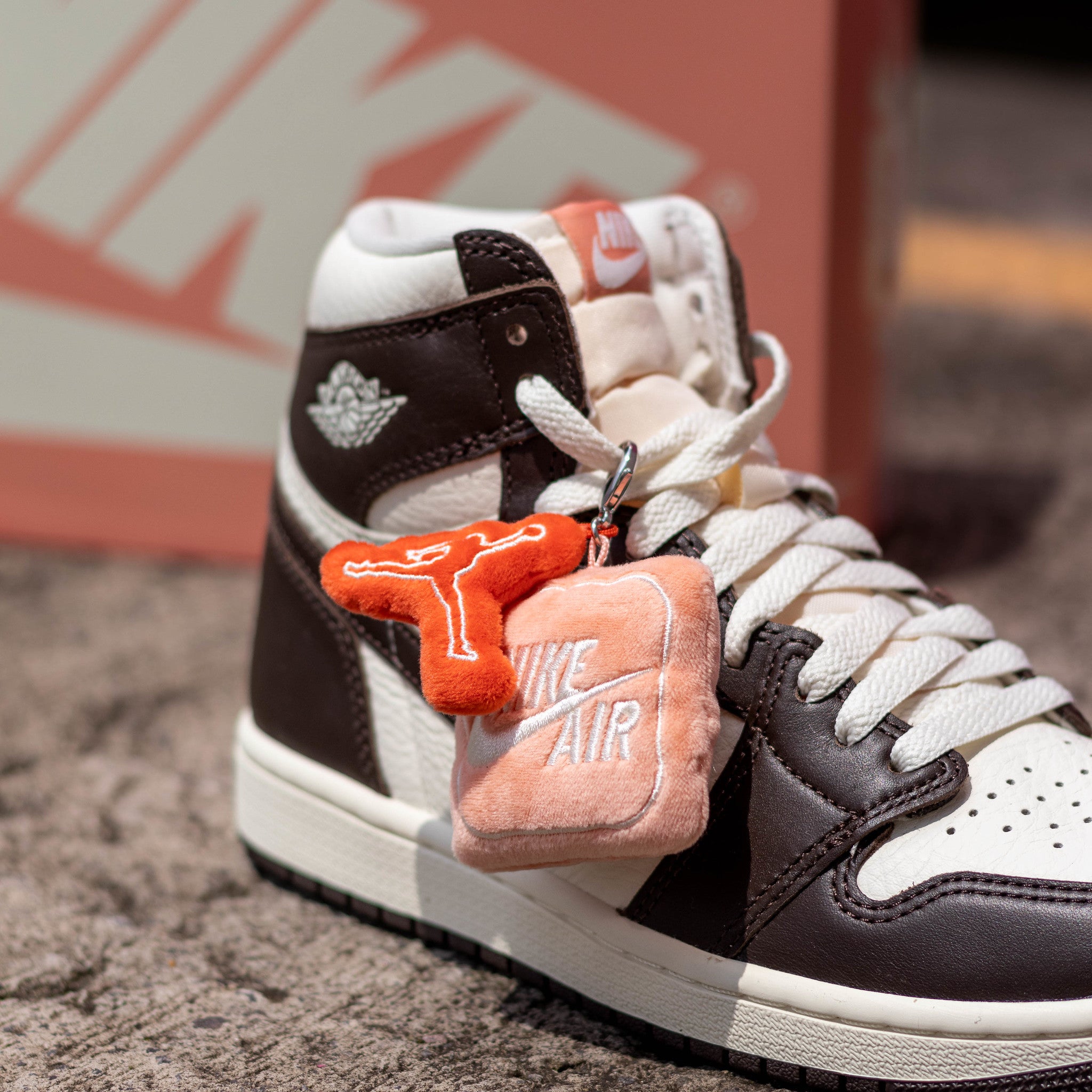 AIR JORDAN 1 BAROQUE BROWN AND SAIL W