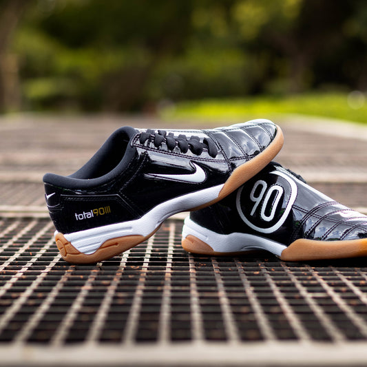 NIKE TOTAL 90 3 PATENT BLACK GUM W