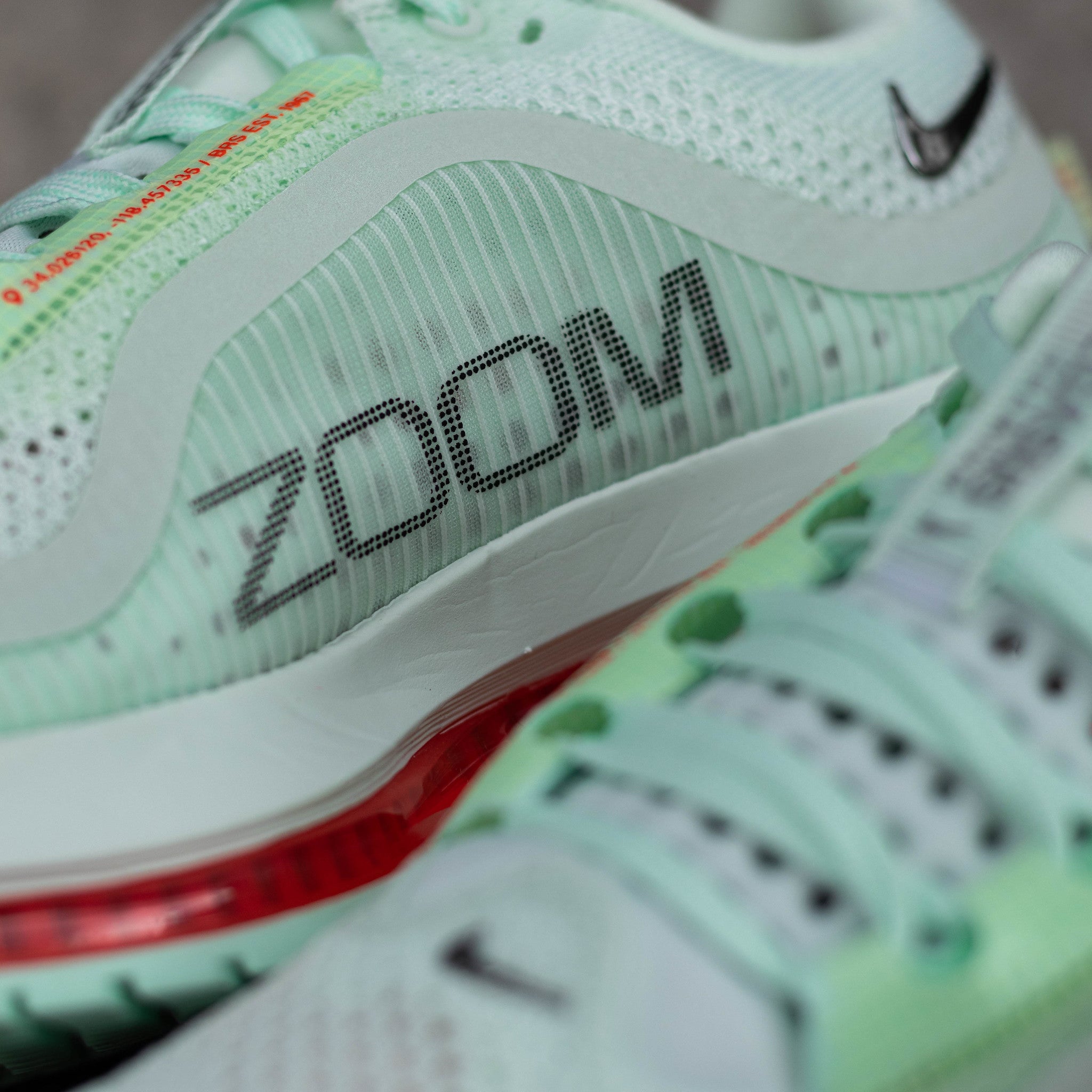 NIKE AIR ZOOM PEGASUS PREMIUM BARELY GREEN