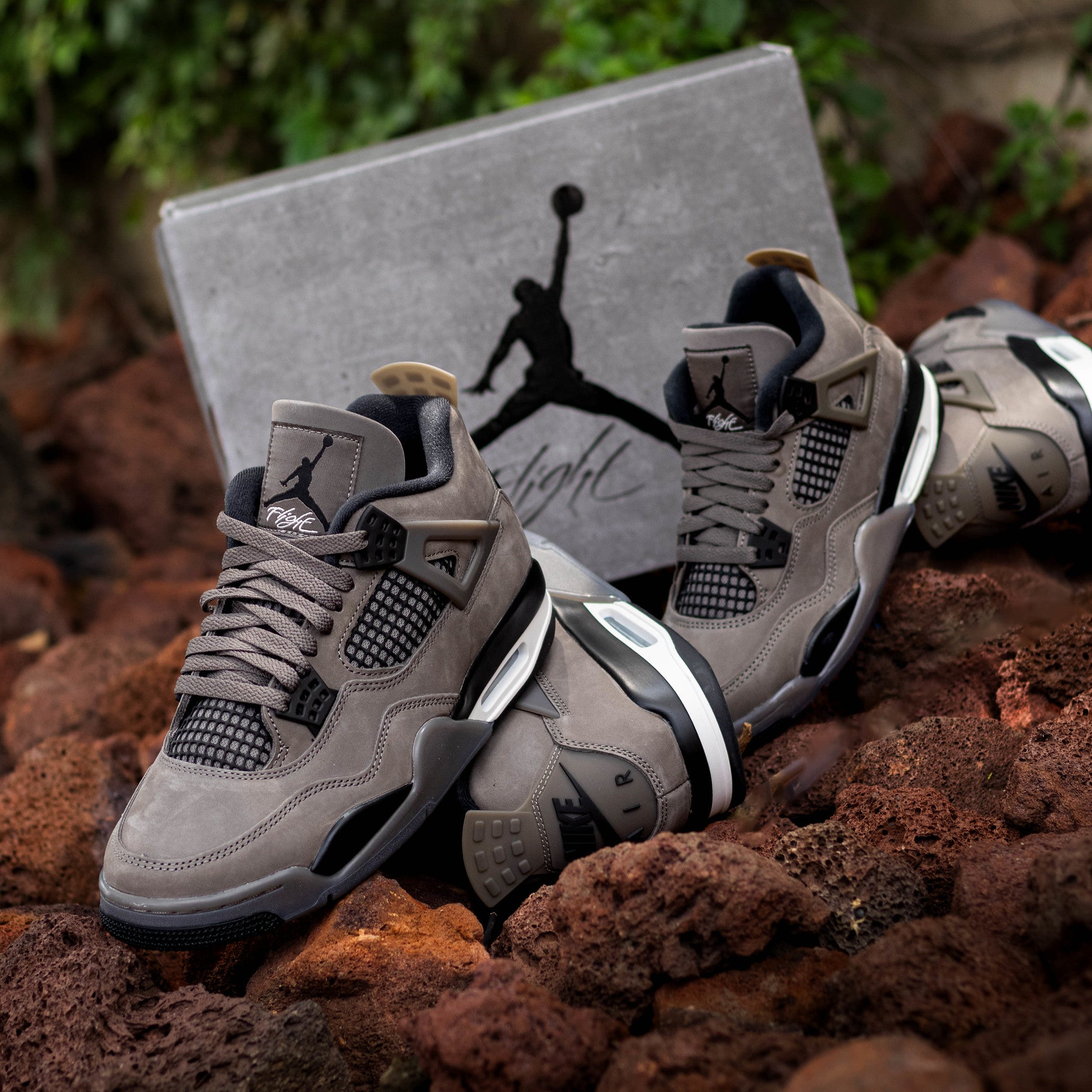 AIR JORDAN 4 CAVE STONE