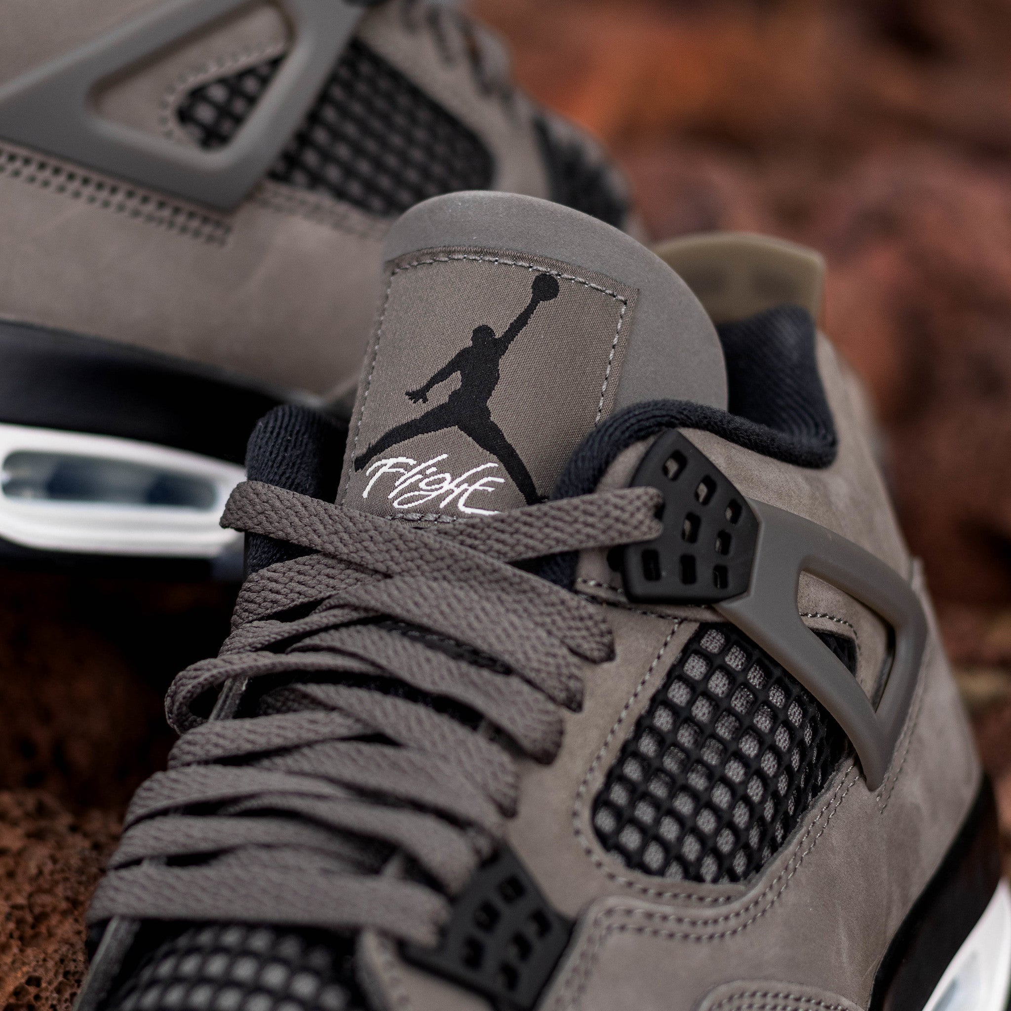 AIR JORDAN 4 CAVE STONE