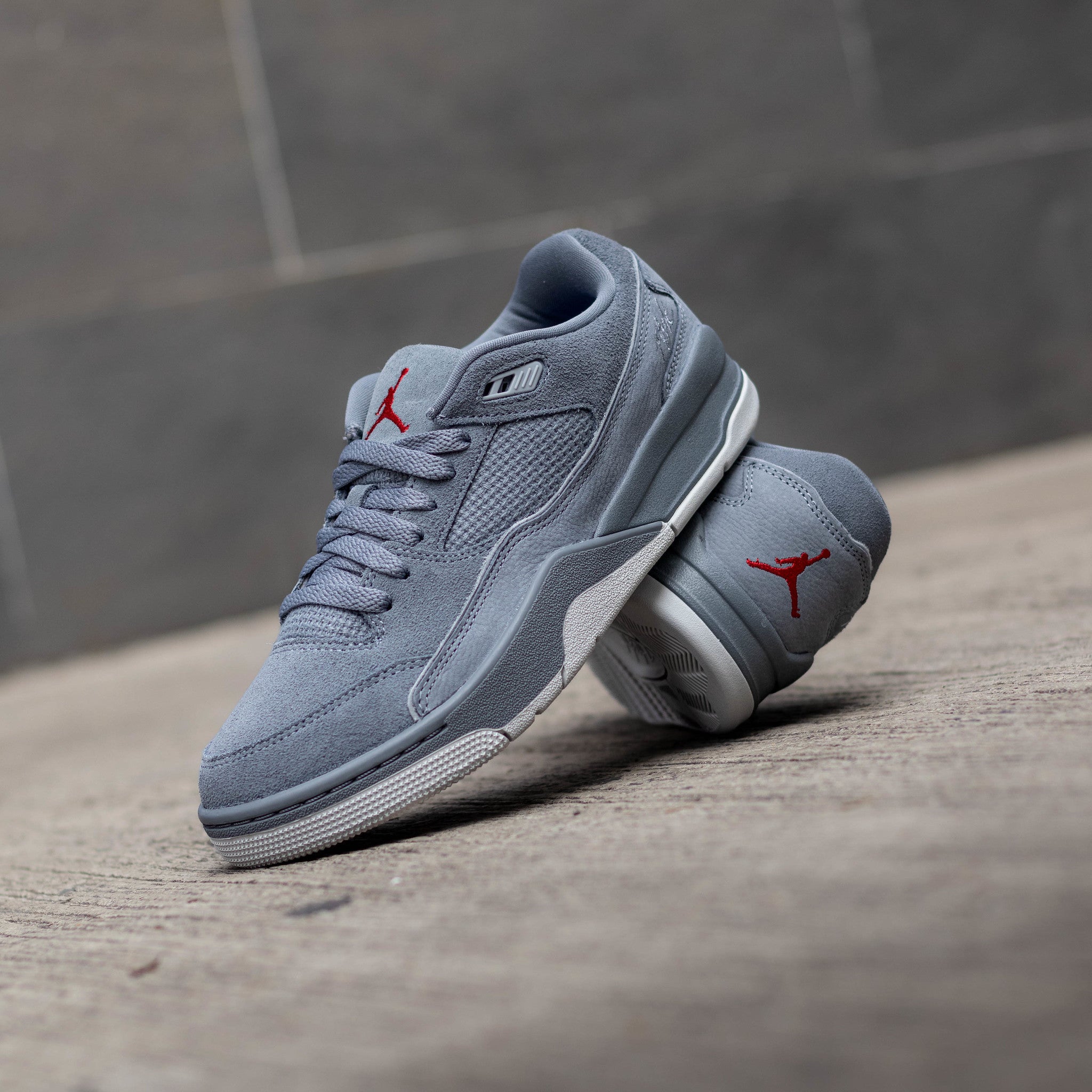 JORDAN FLIGHT COURT WOLF GREY