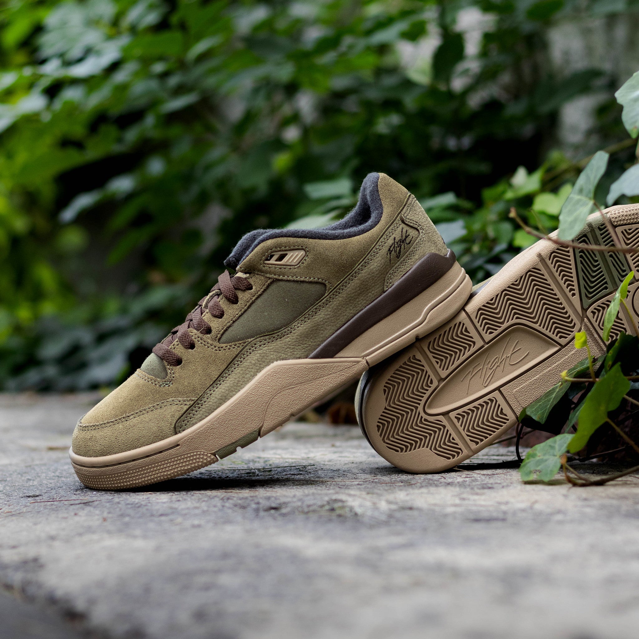 JORDAN FLIGHT COURT MEDIUM OLIVE