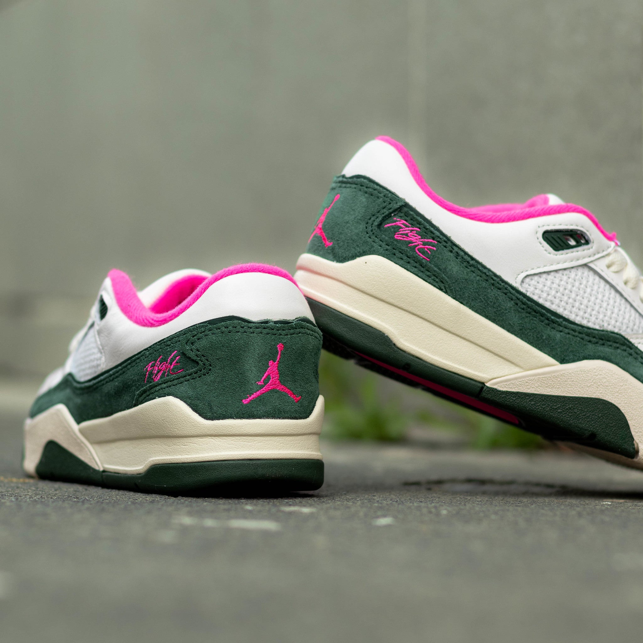 JORDAN FLIGHT COURT SAIL PINK GREEN W