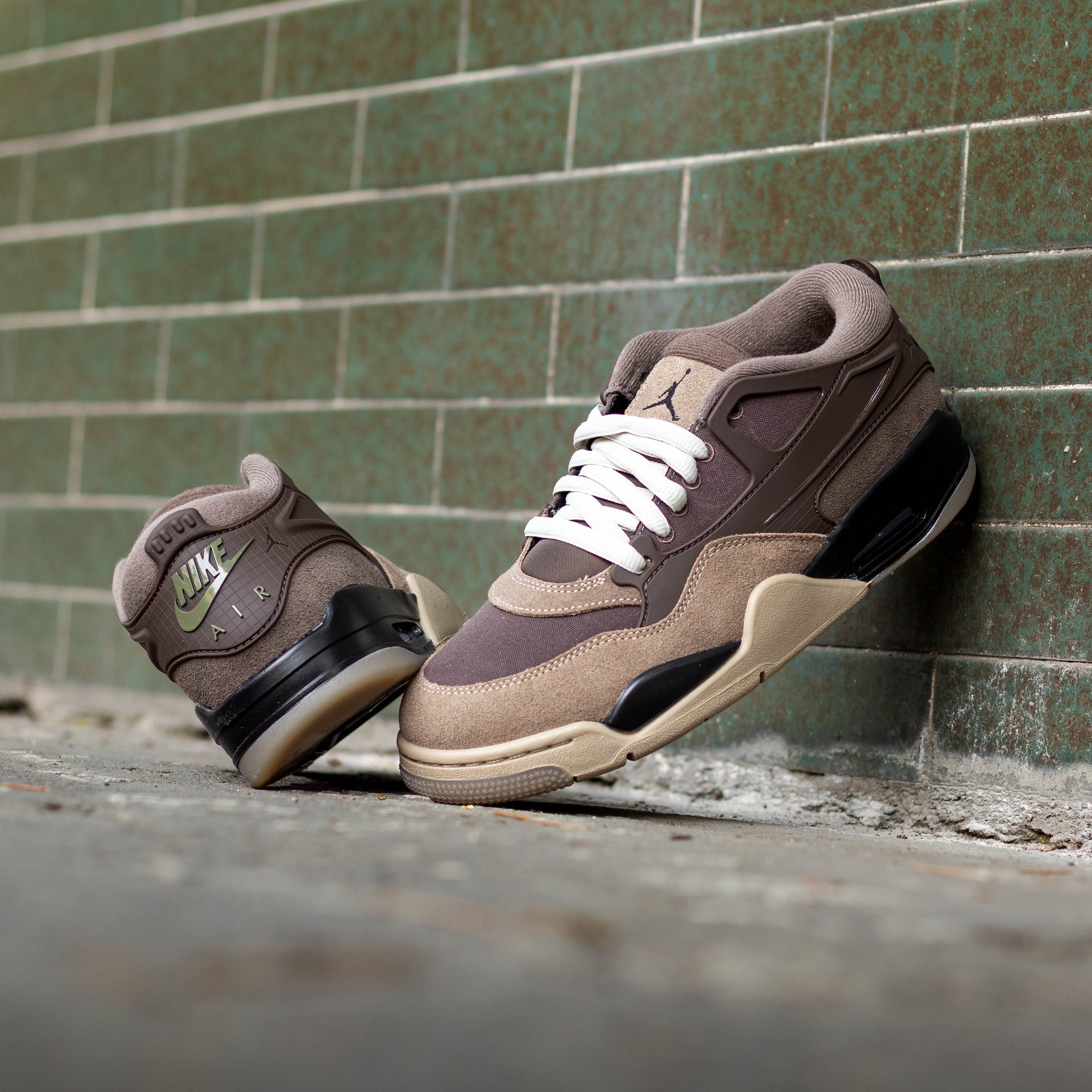 JORDAN 4 RM IRONSTONE