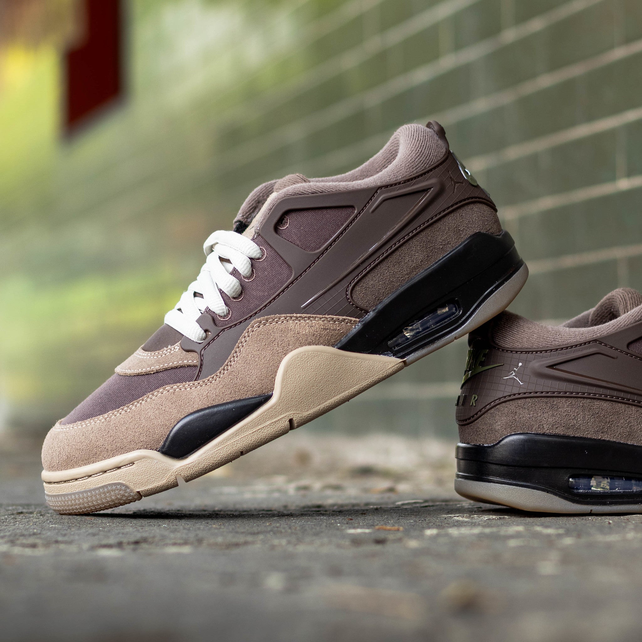 JORDAN 4 RM IRONSTONE