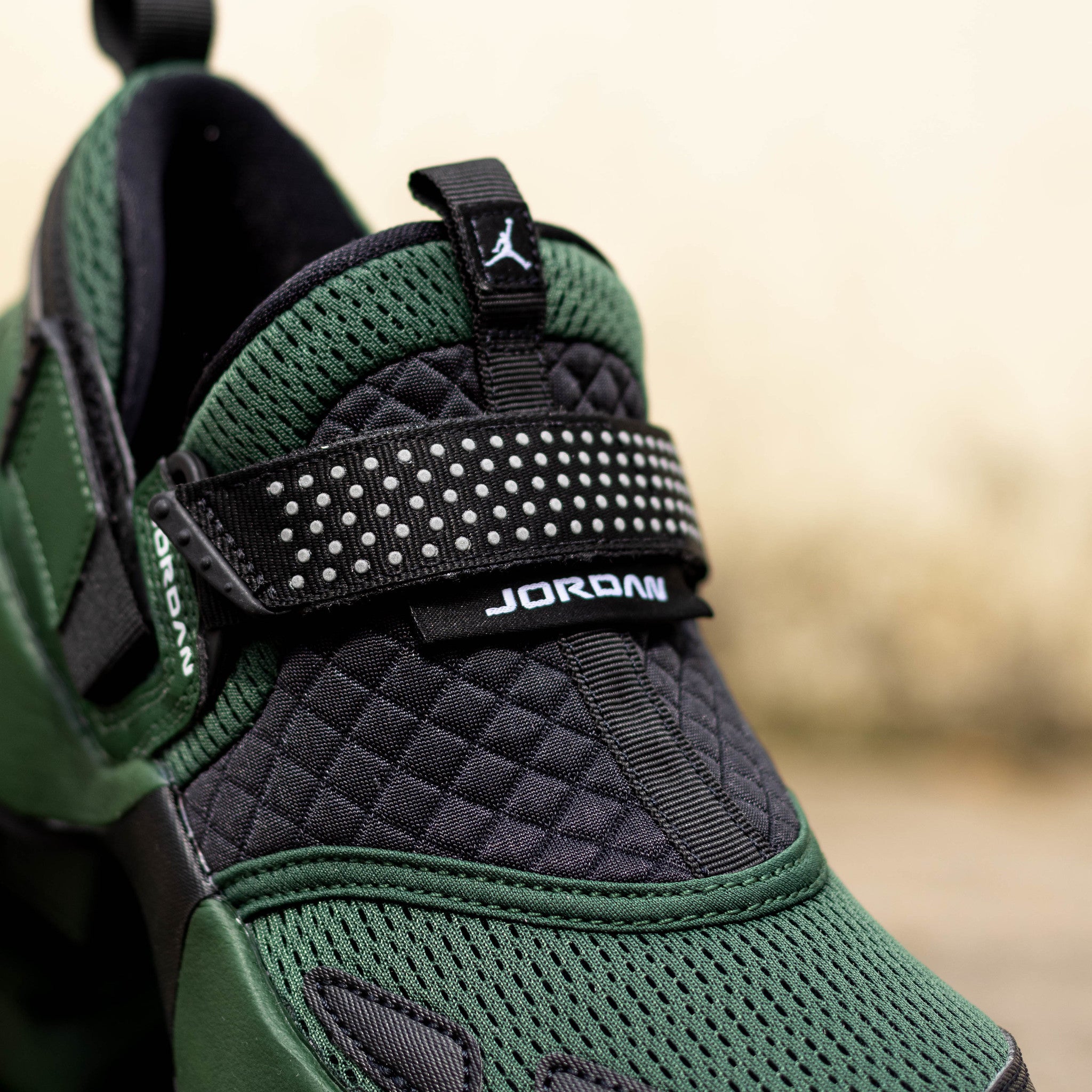 JORDAN TRUNNER LX FIR BLACK W
