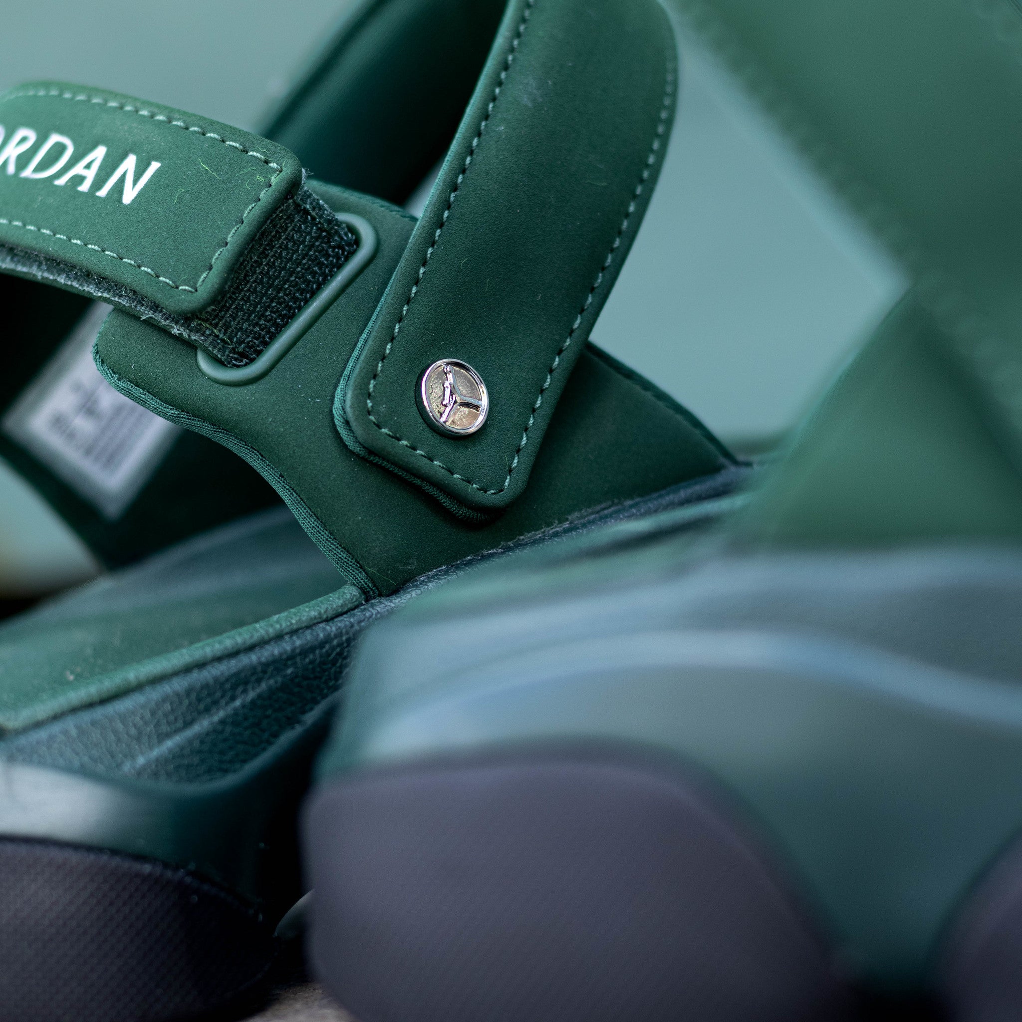 JORDAN DEJA SANDAL GREEN SILVER W