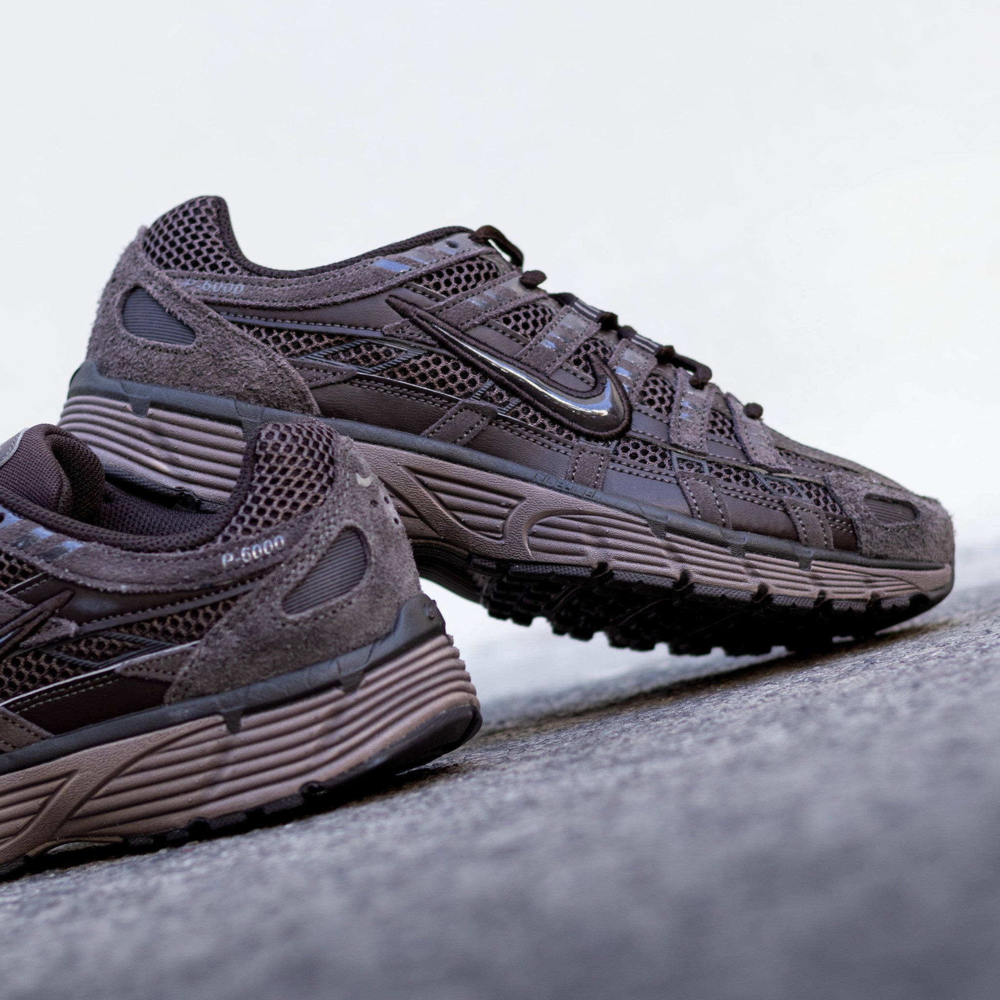 NIKE P-6000 SUEDE VELVET BROWN
