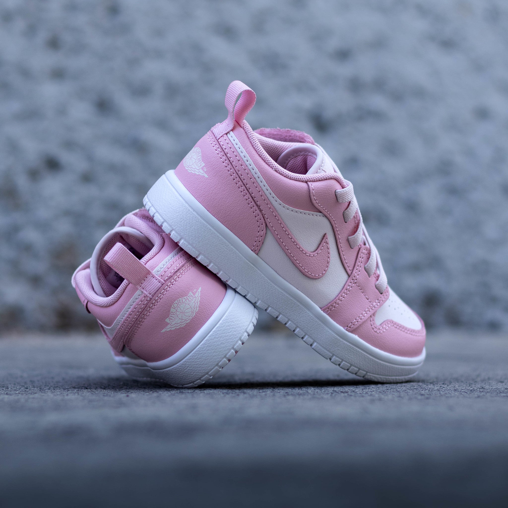 AIR JORDAN 1 LOW PEARL PINK PS