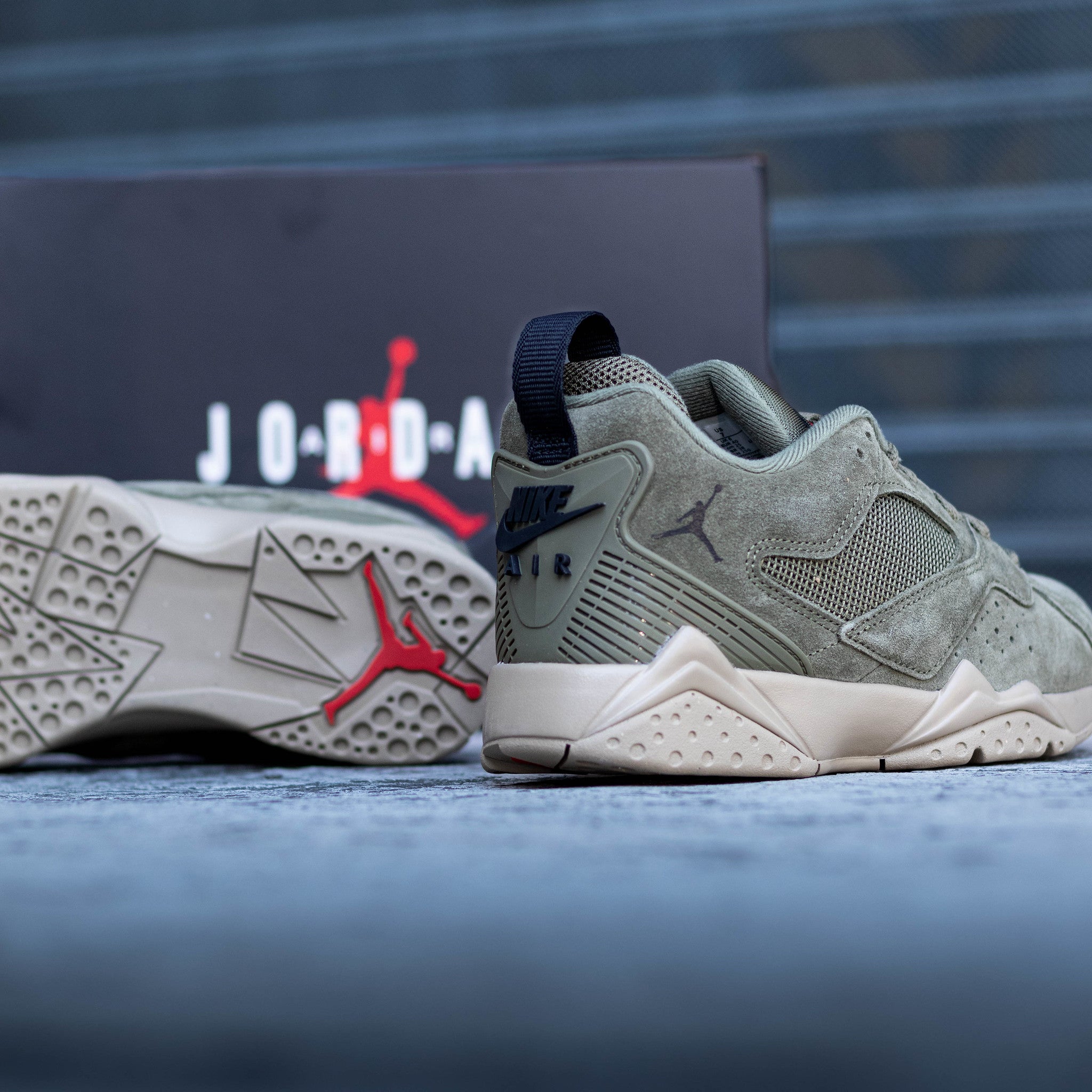 JORDAN MVP 92 OLIVE