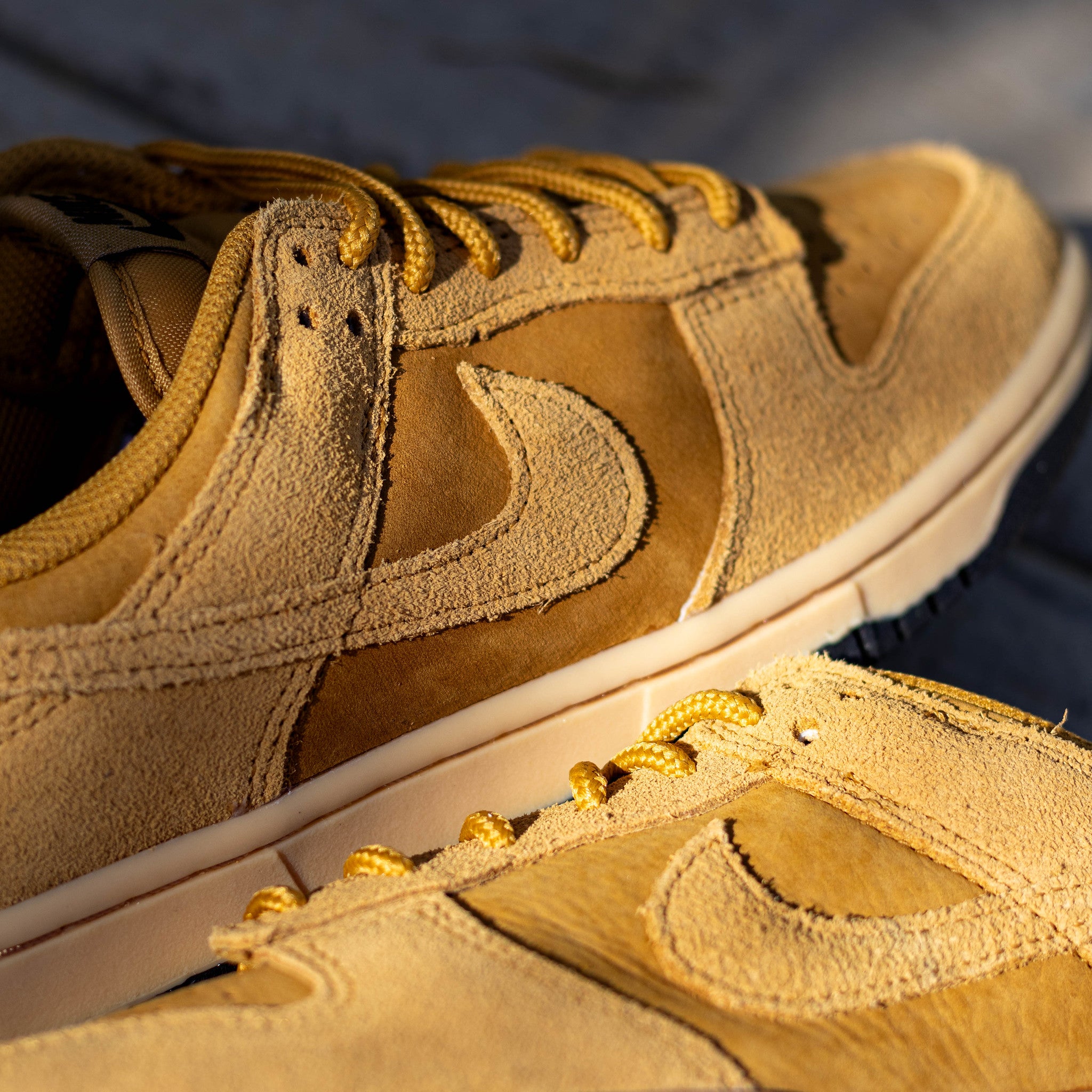 NIKE DUNK LOW WHEAT