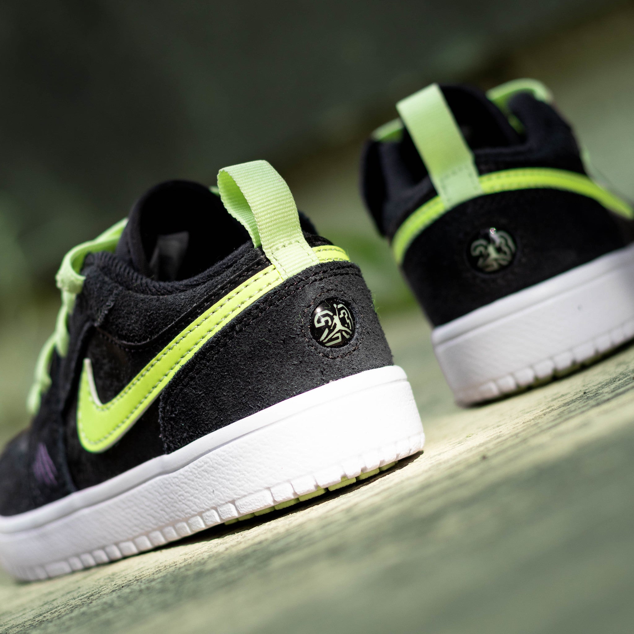 AIR JORDAN 1 LOW BLACK DARK RAISIN PS