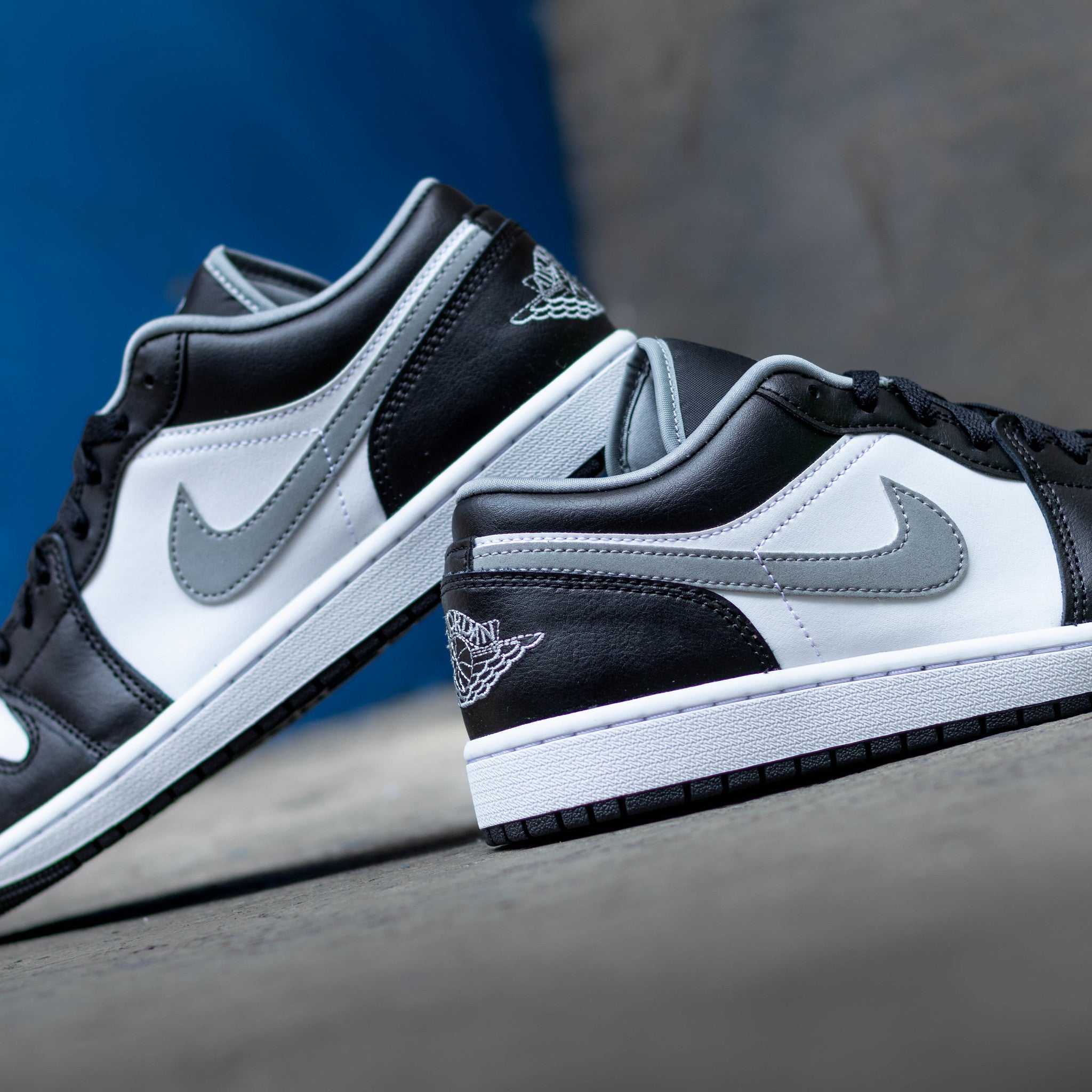 AIR JORDAN 1 LOW BLACK AND PARTICLE GREY