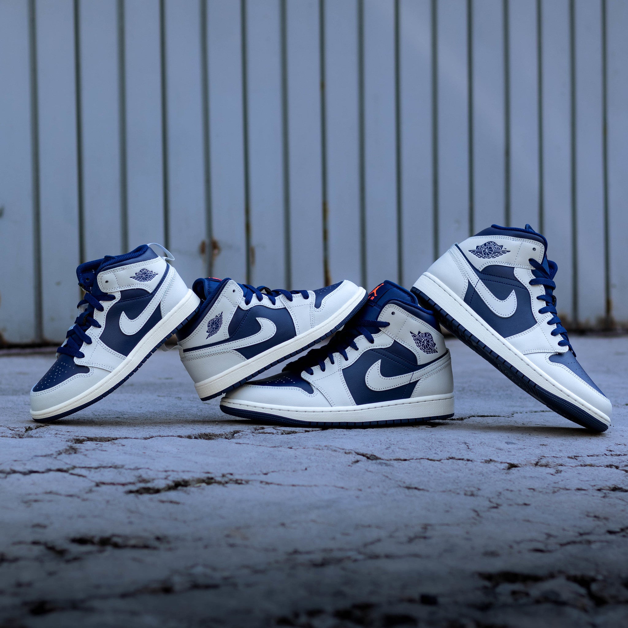 AIR JORDAN 1 MID BLUE VOID PS