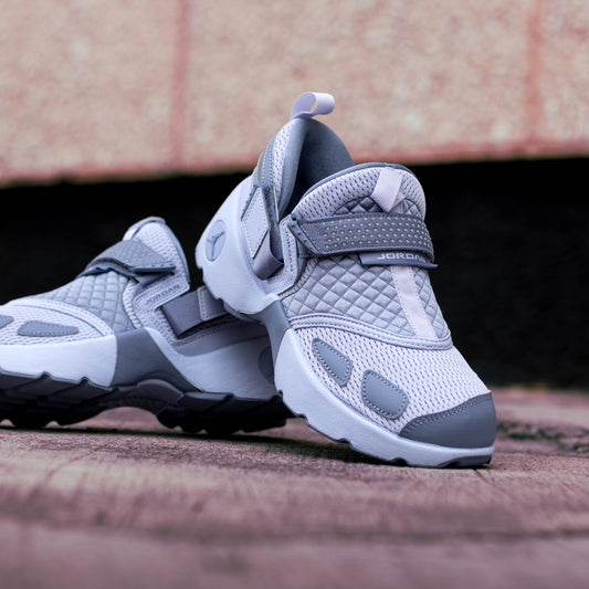 JORDAN TRUNNER GHOST ASHEN SLATE W