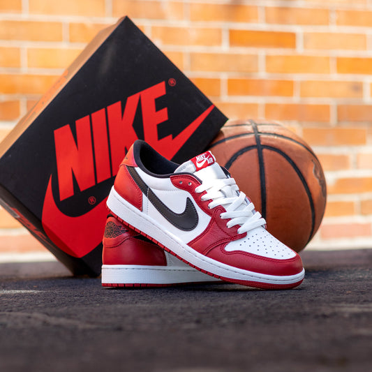 AIR JORDAN 1 LOW OG CHICAGO GS