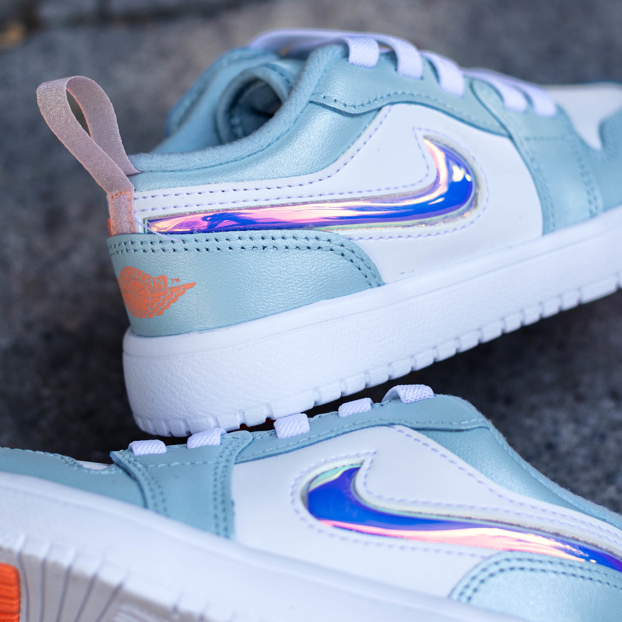 AIR JORDAN 1 LOW OCEAN BLISS TD